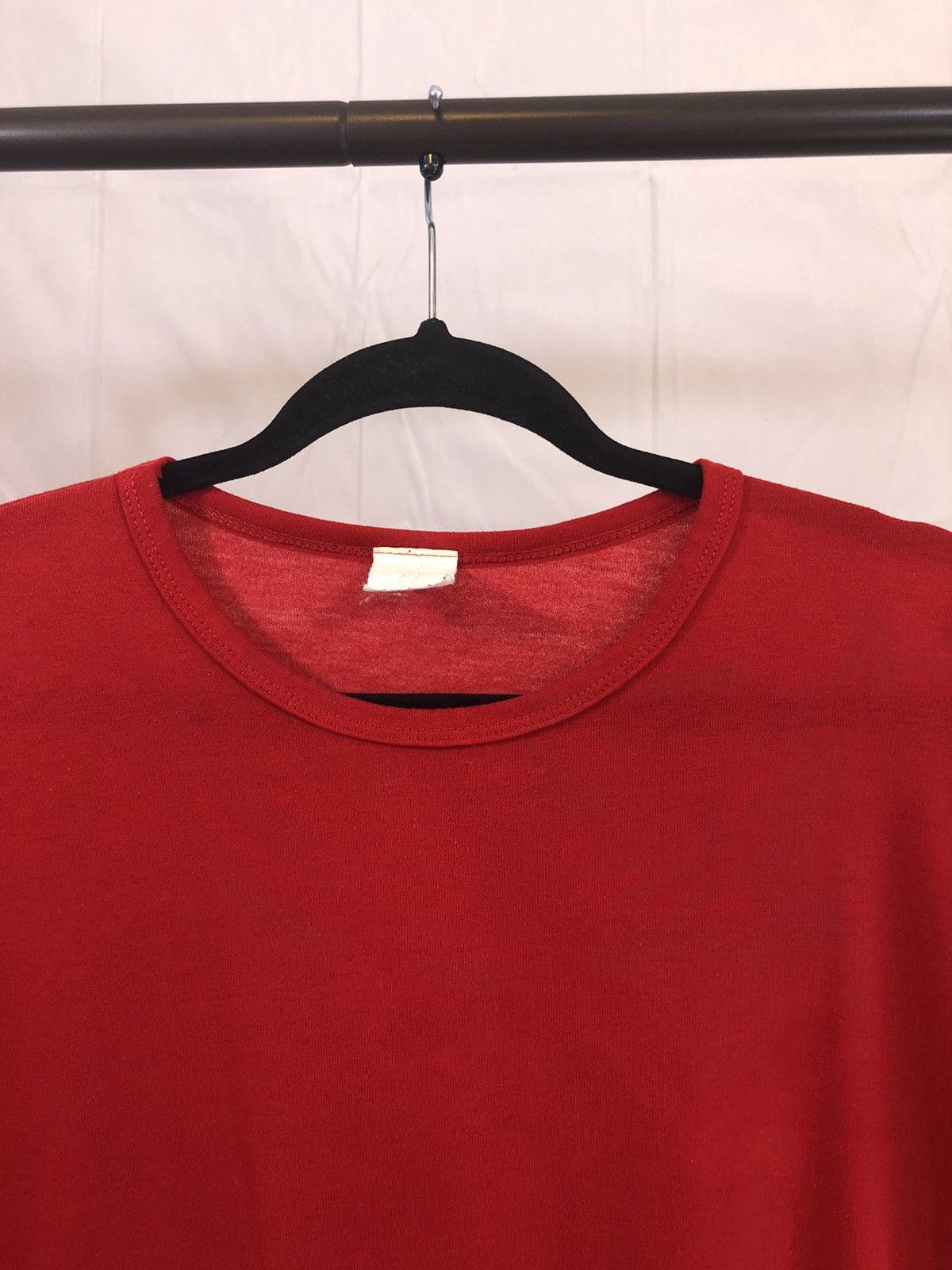 Vintage Blank Red Boxy Oversized Crew Neck Tee Size US XL / EU 56 / 4 - 6 Thumbnail
