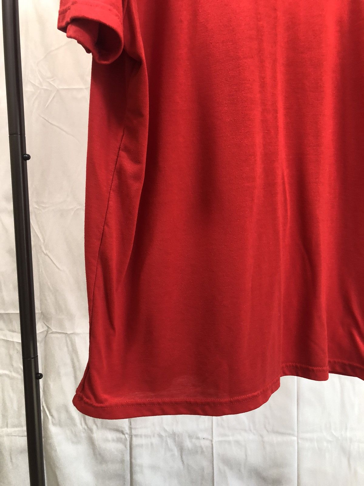 Vintage Blank Red Boxy Oversized Crew Neck Tee Size US XL / EU 56 / 4 - 18 Thumbnail