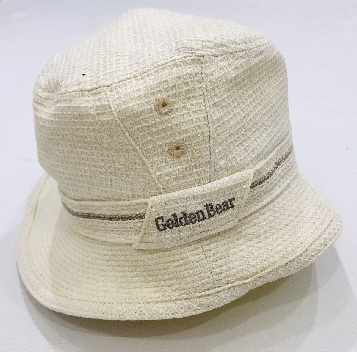 GOLDEN BEAR BUCKET HAT