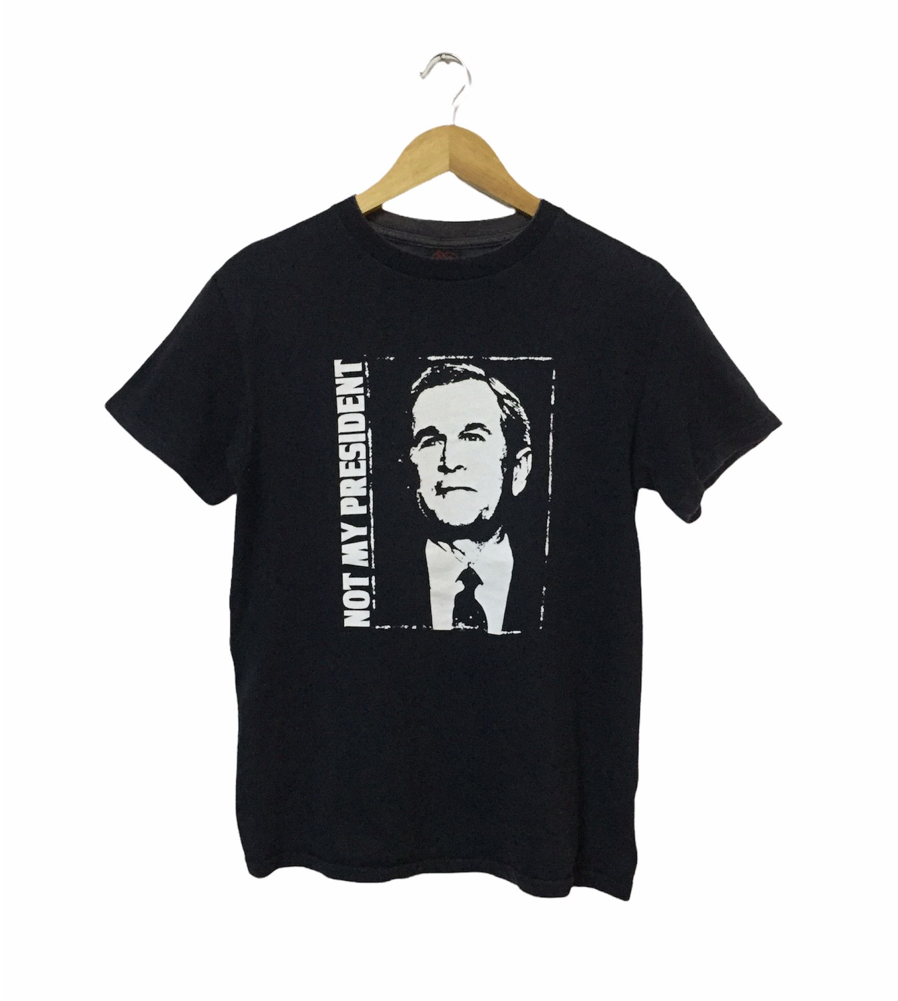 Band Tees VINTAGE 00s NOFX NOT MY PRESIDENT PUNK ROCK BAND TSHIRT Size US S / EU 44-46 / 1 - 1 Thumbnail