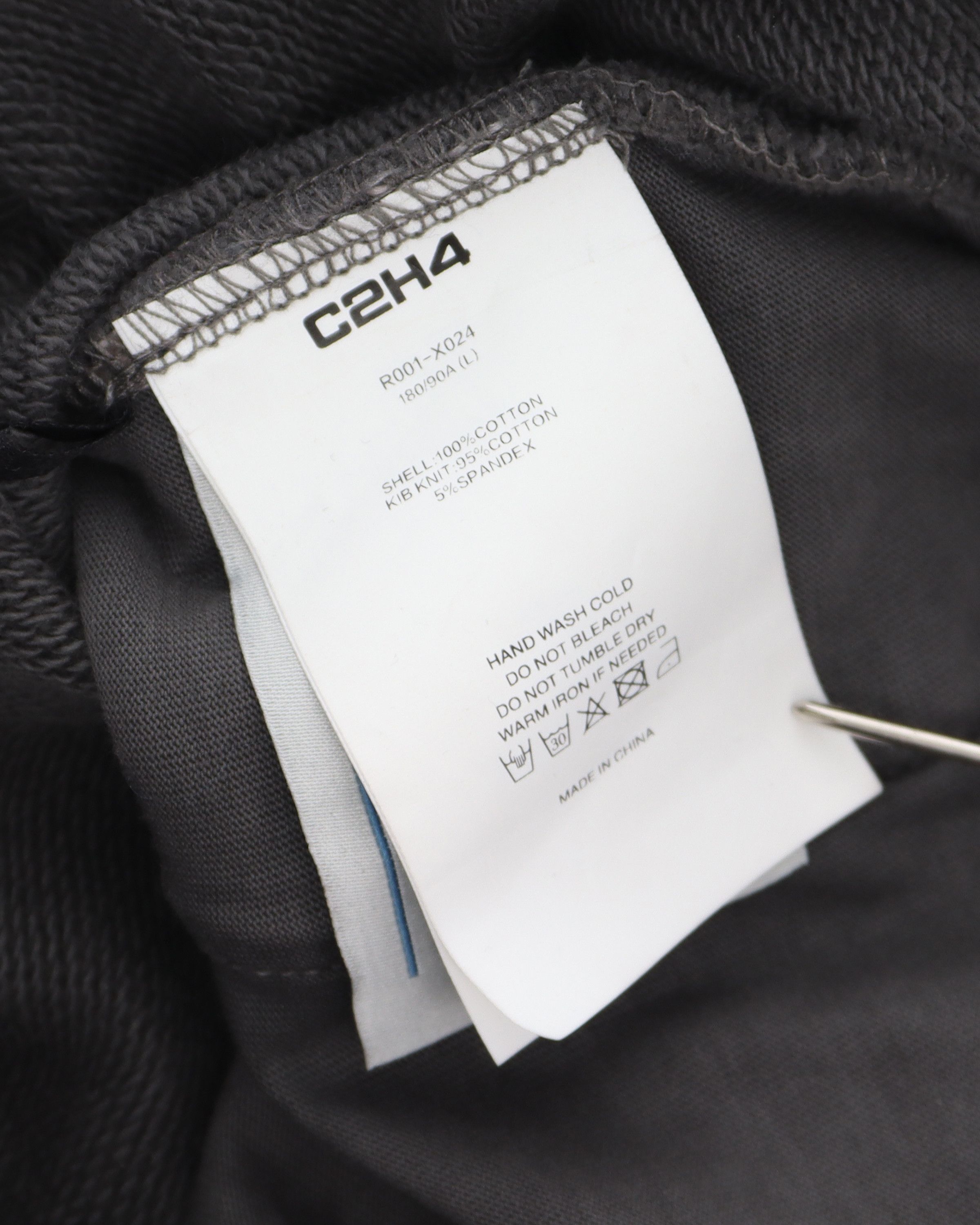 C2H4 C2H4 Distressed Sweat Shorts Size US 38 / EU 54 - 7 Thumbnail