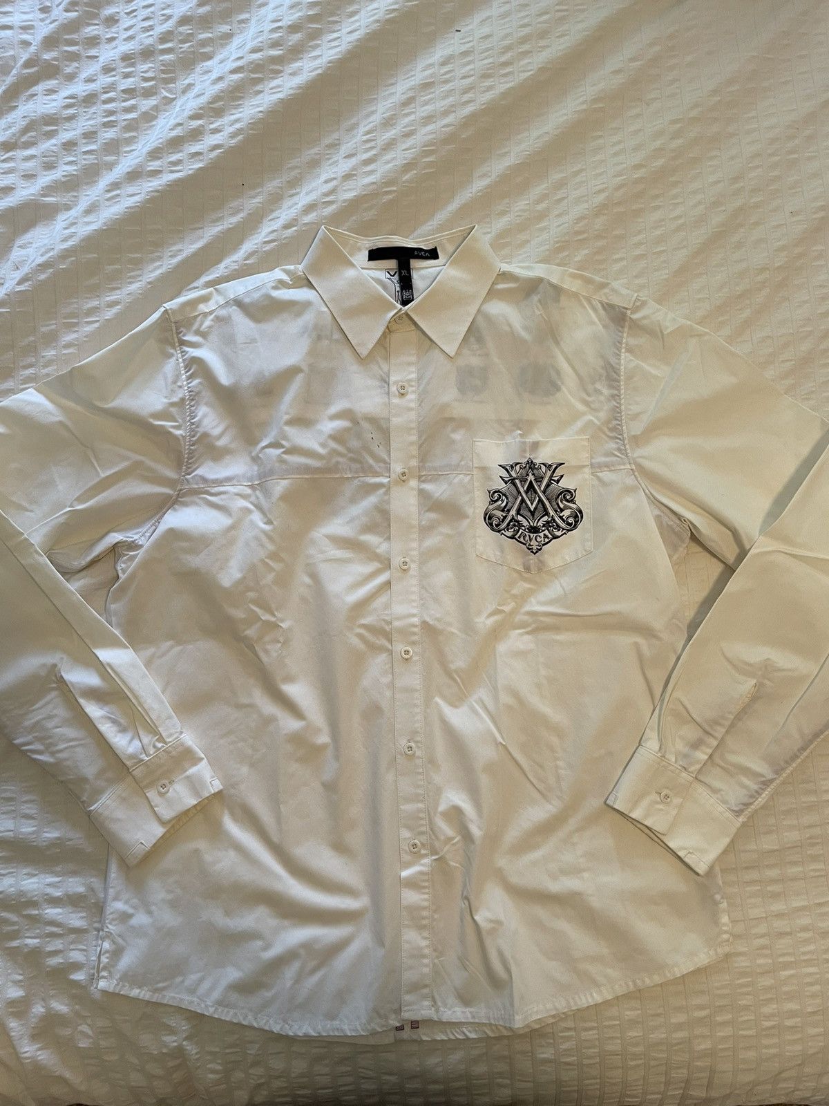 Rvca × Surf Style × Vintage RVCA mens XL vintage early 2000s Aaron ...