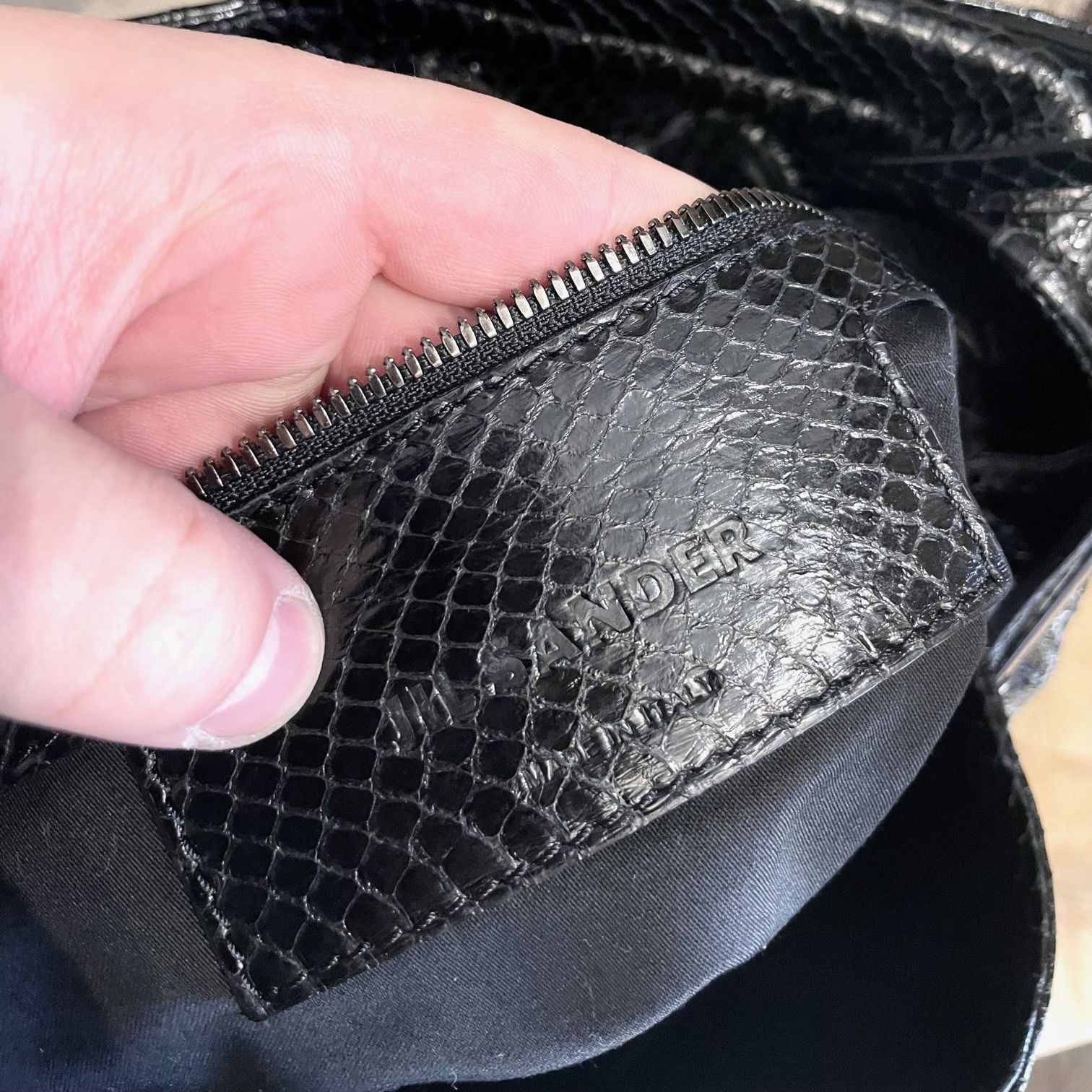 Jil Sander Jil Sander Black Extra Large Snakeskin Hobo Bag Size ONE SIZE - 9 Thumbnail