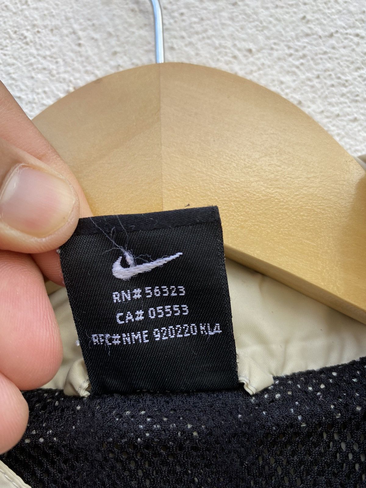 Nike Vintage distressed nike Inter Milan fc windbraker jacket Size US XL / EU 56 / 4 - 9 Thumbnail