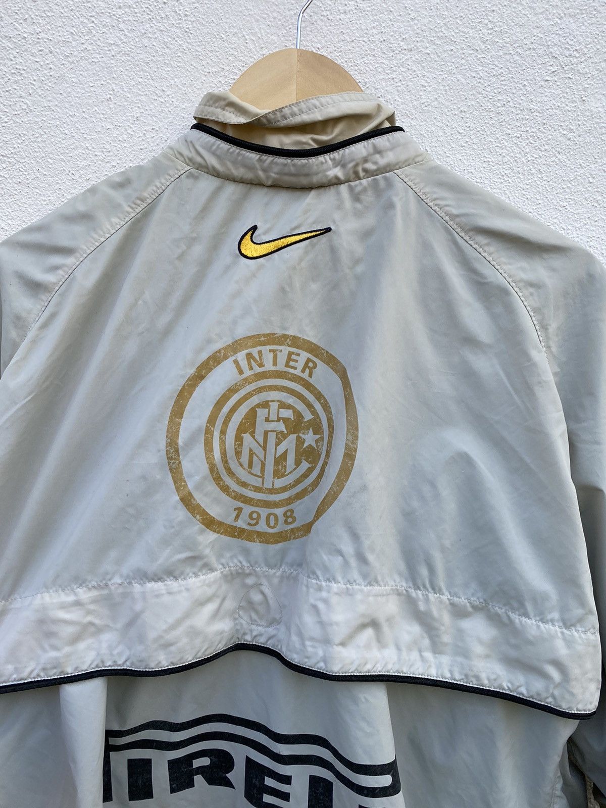 Nike Vintage distressed nike Inter Milan fc windbraker jacket Size US XL / EU 56 / 4 - 10 Thumbnail