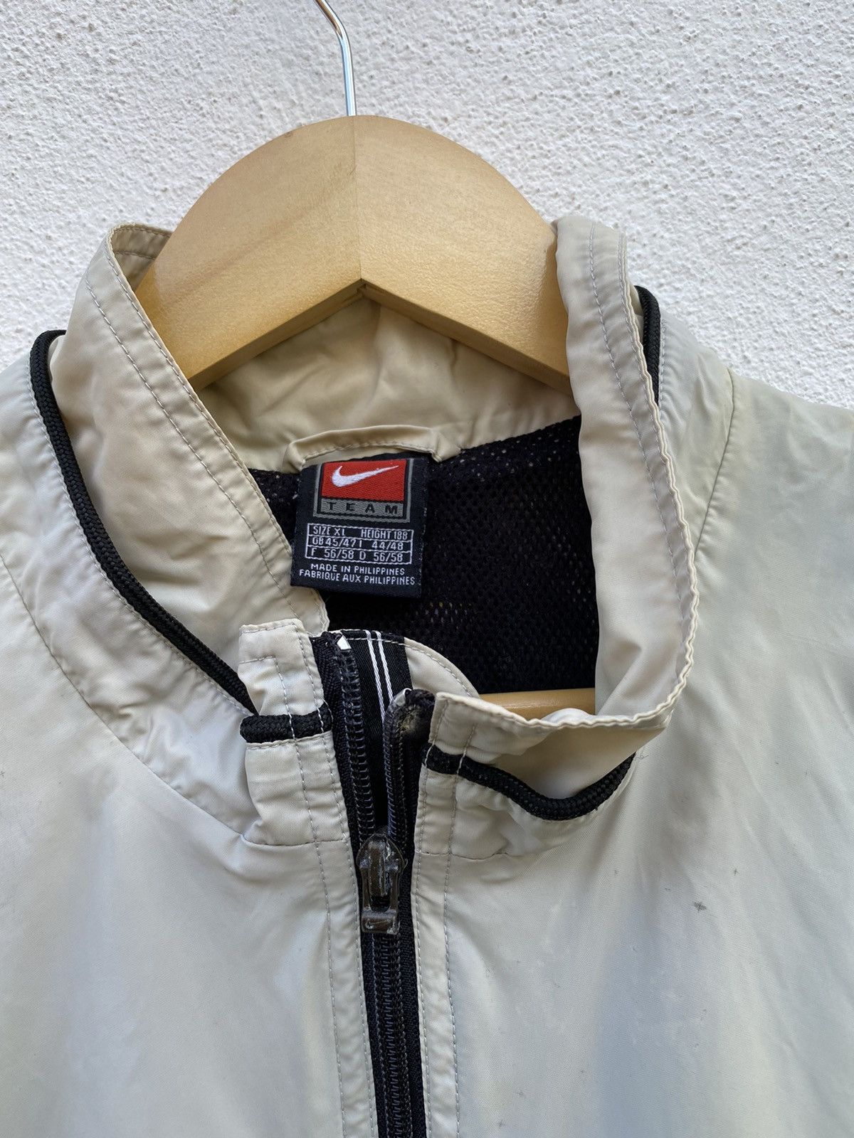 Nike Vintage distressed nike Inter Milan fc windbraker jacket Size US XL / EU 56 / 4 - 7 Thumbnail
