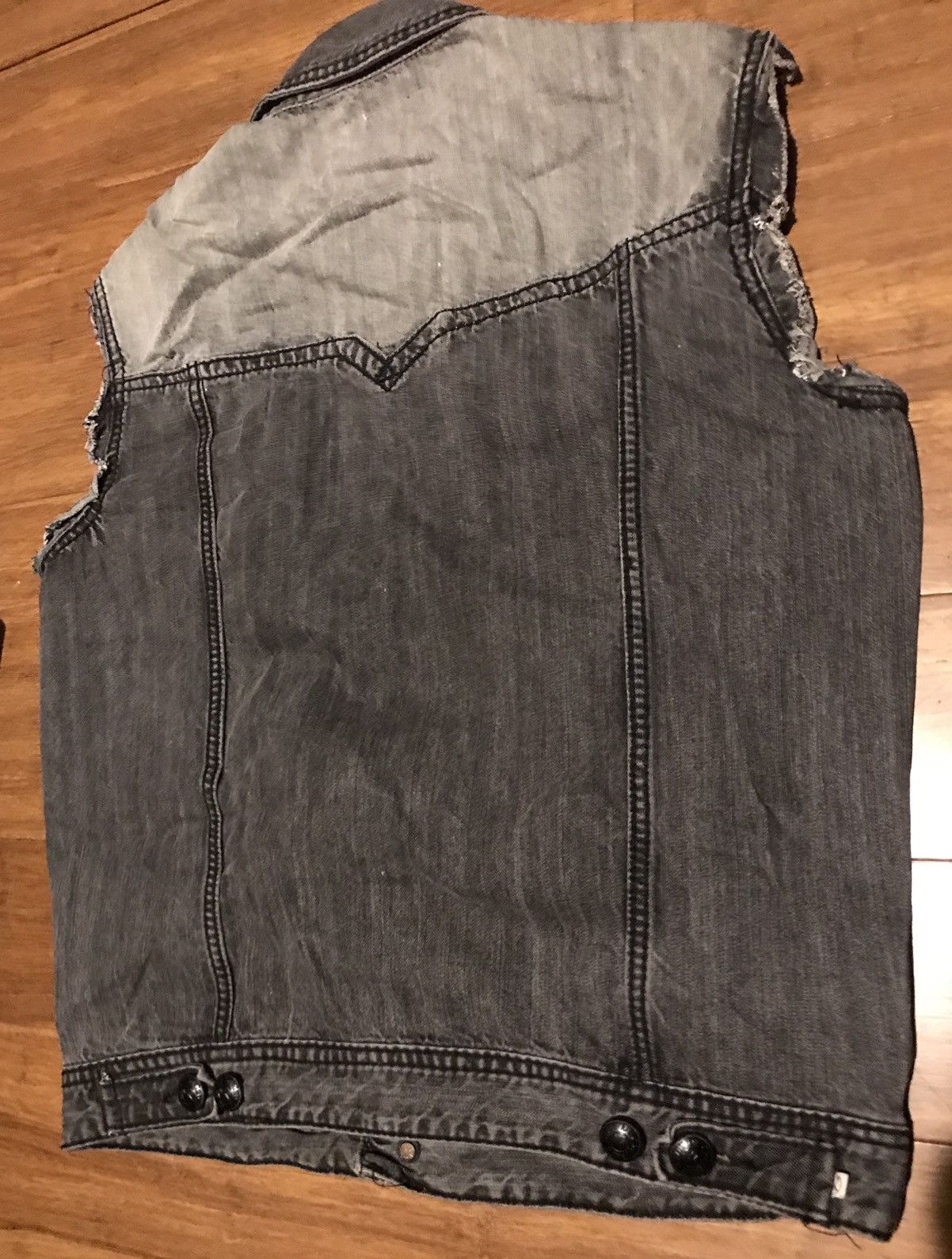 Vintage Rivet de Cru Jean Denim Jacket Sleeveless Distressed Biker Size US XL / EU 56 / 4 - 4 Thumbnail