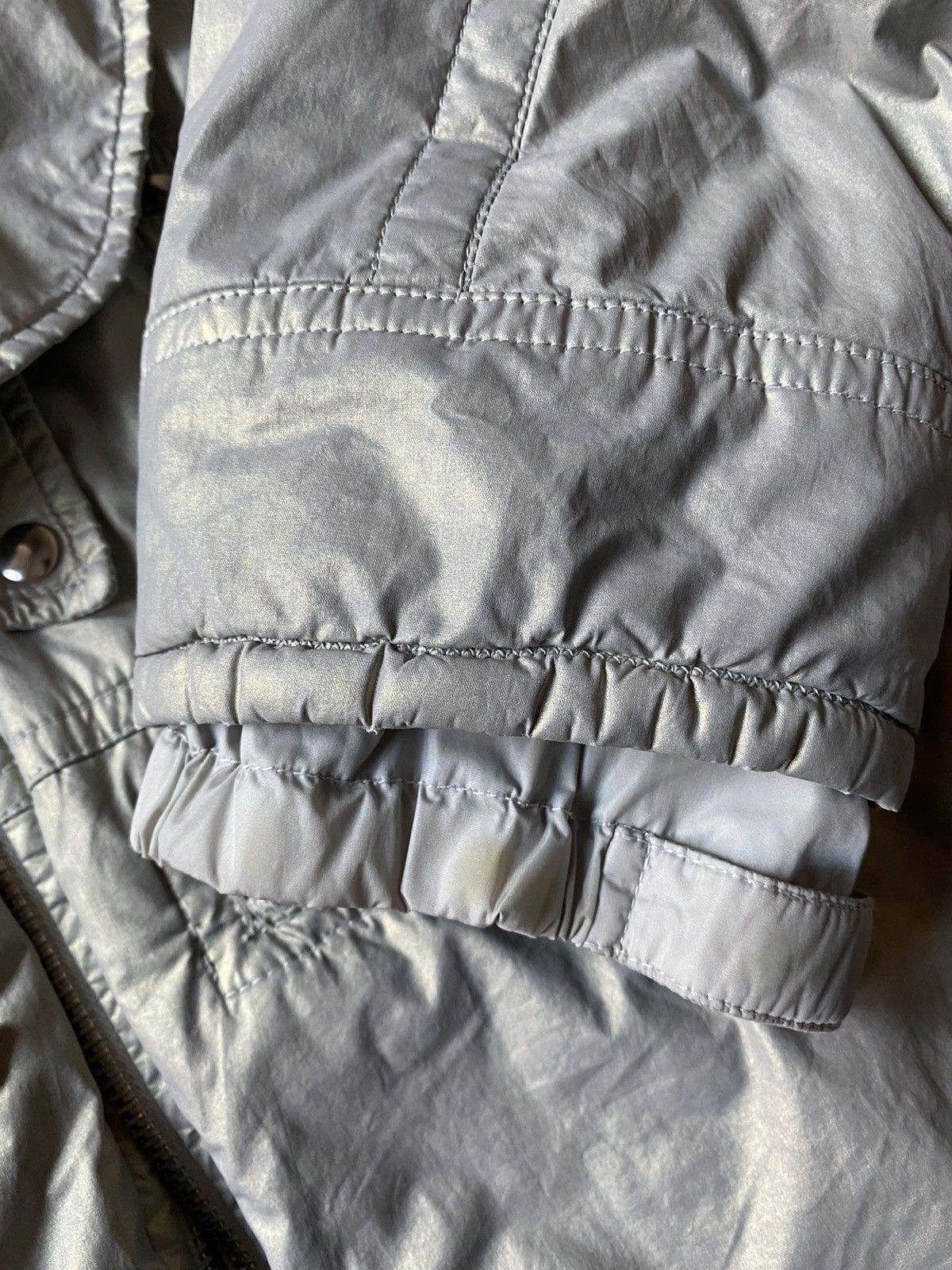 Prada Prada Silver Astro Jacket 90’s Luna Rossa Fur Collar Puffer Size US M / EU 48-50 / 2 - 14 Thumbnail