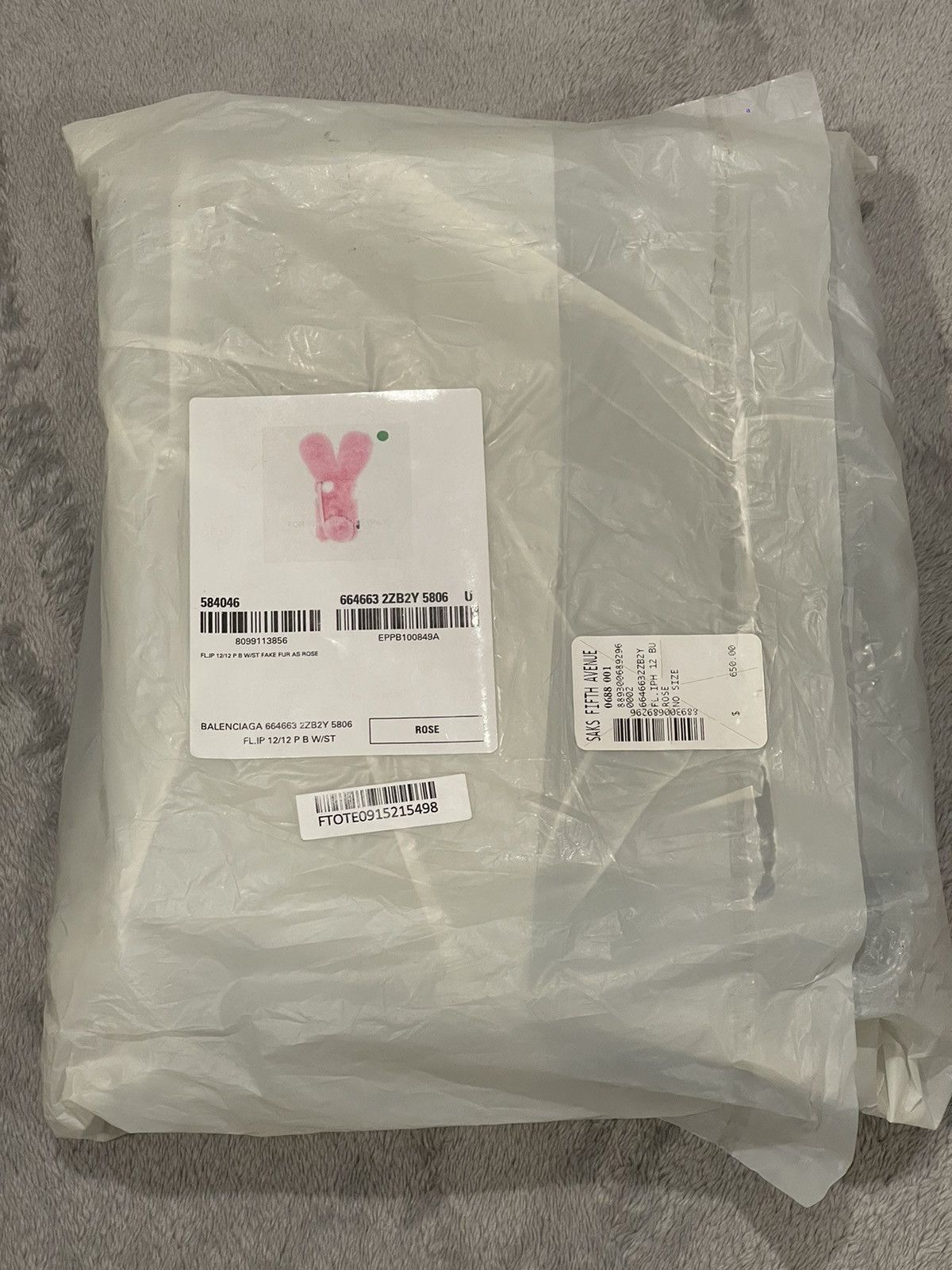 Balenciaga (RUNWAY!)Balenciaga 2021fw Fluffy Bunny iPhone 12 Case Size ONE SIZE - 6 Thumbnail