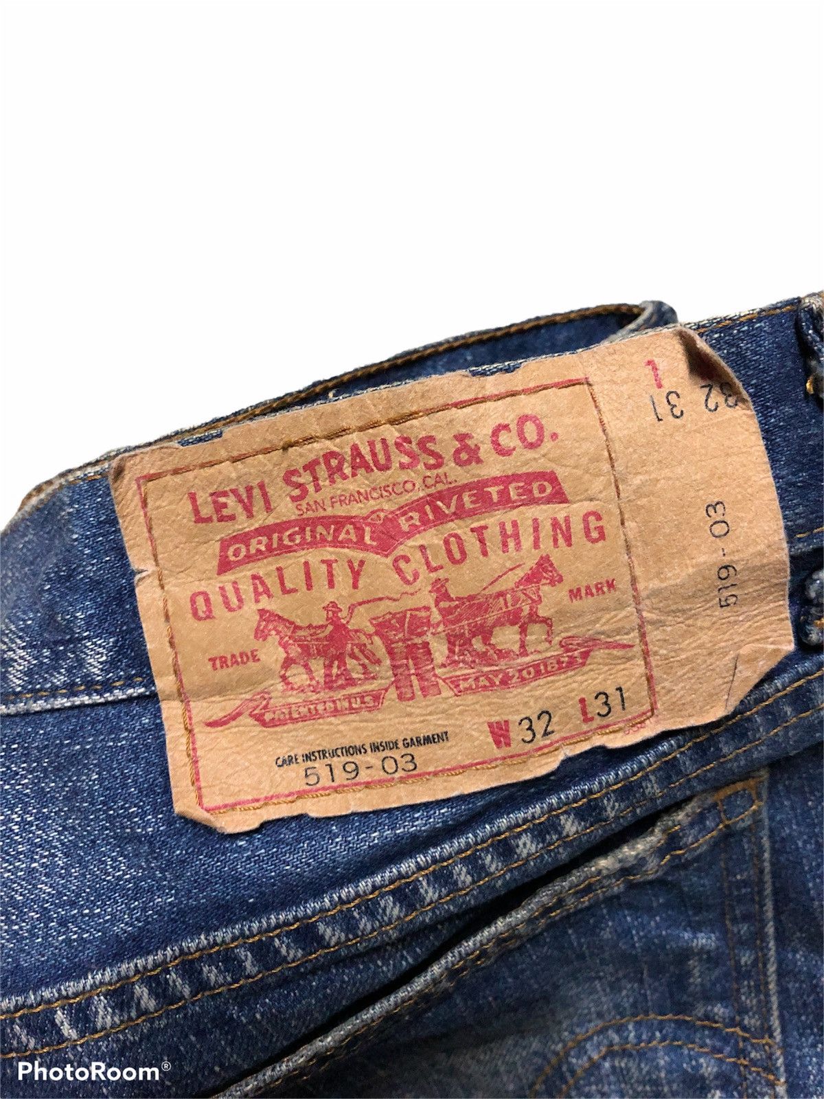 Levi's LEVIS 519 WASHED BLUE DISTRESSED DEMIM Size US 33 - 4 Thumbnail