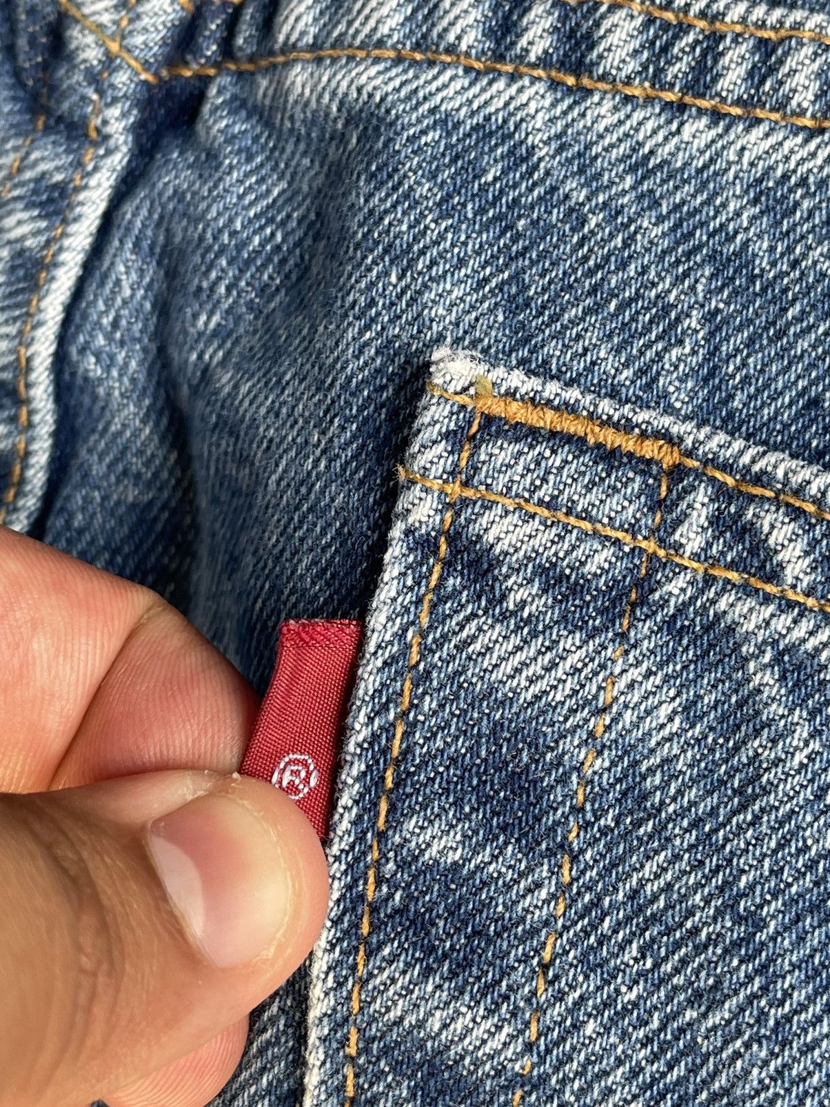 Levi's 🔥VINTAGE LEVI’S SHORTS!! (BLANK TAB)🔥 Size US 33 - 5 Thumbnail