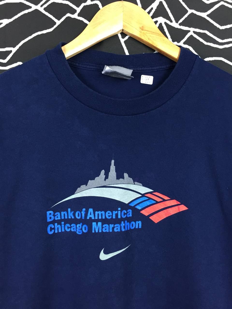 Nike Y2K Nike Center Swoosh Bank of America Chicago Marathon Tee Size US M / EU 48-50 / 2 - 3 Thumbnail