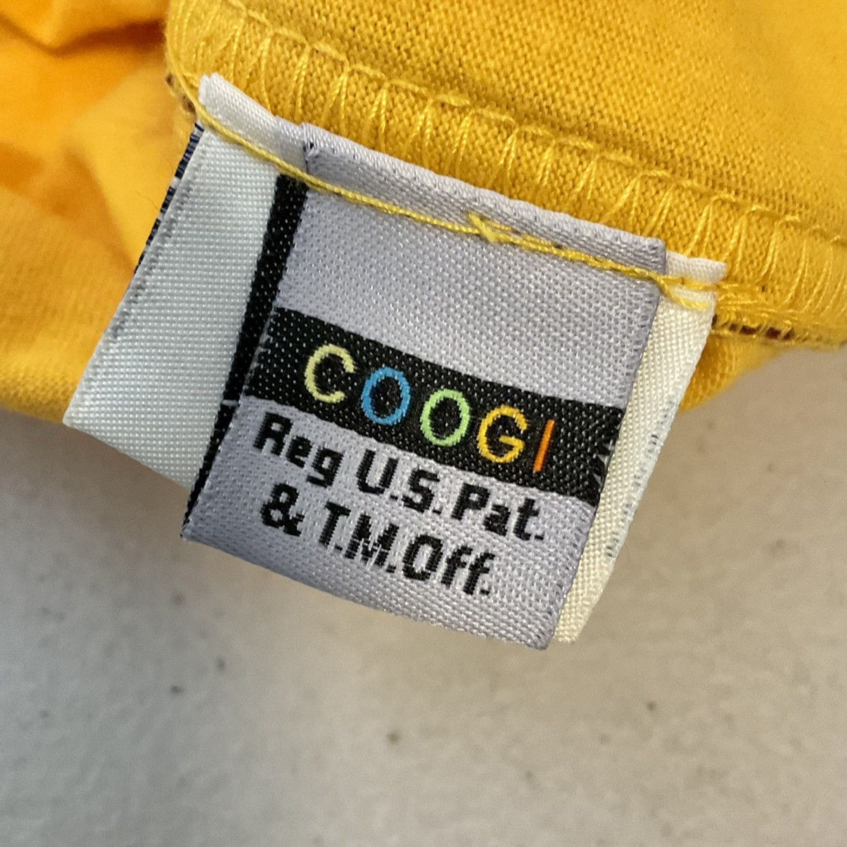 Coogi Vintage COOGI Embroidered Lady Face Yellow T-Shirt Size US L / EU 52-54 / 3 - 12 Thumbnail