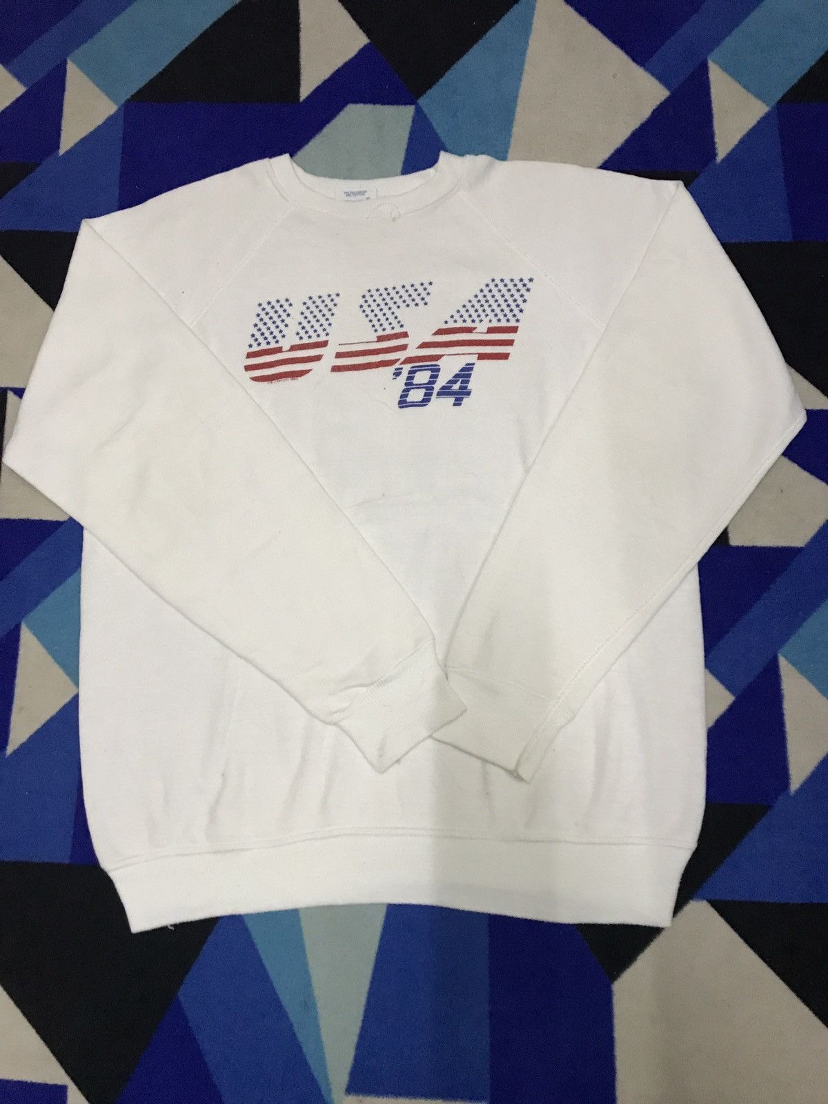 Sweatshirt USA design 1983
