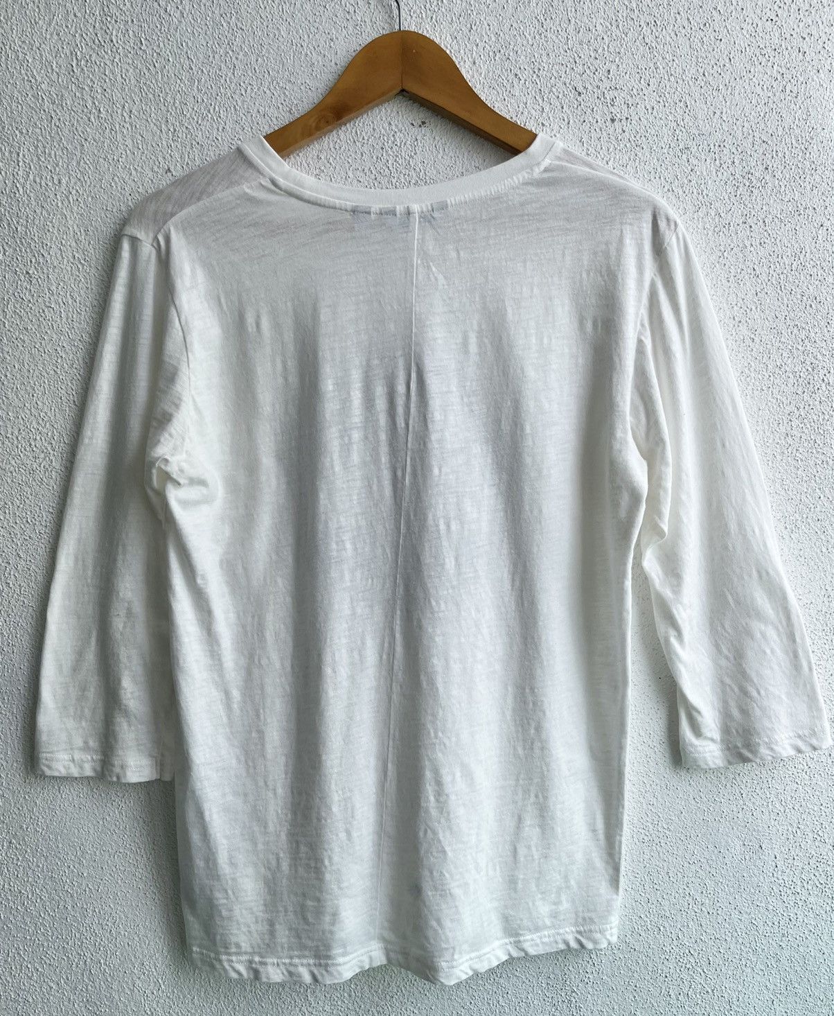 Jun Takahashi Undercover Jun Takahashi x Uniqlo Long Sleeve Tee💥 Size US M / EU 48-50 / 2 - 6 Thumbnail
