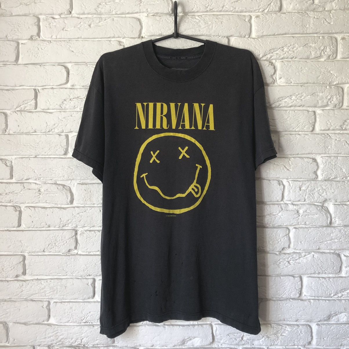 image of Band Tees x Nirvana 1992 Smile Face Vintage Tee T Shirt Kurt Cobain in Faded Black (Size Large)