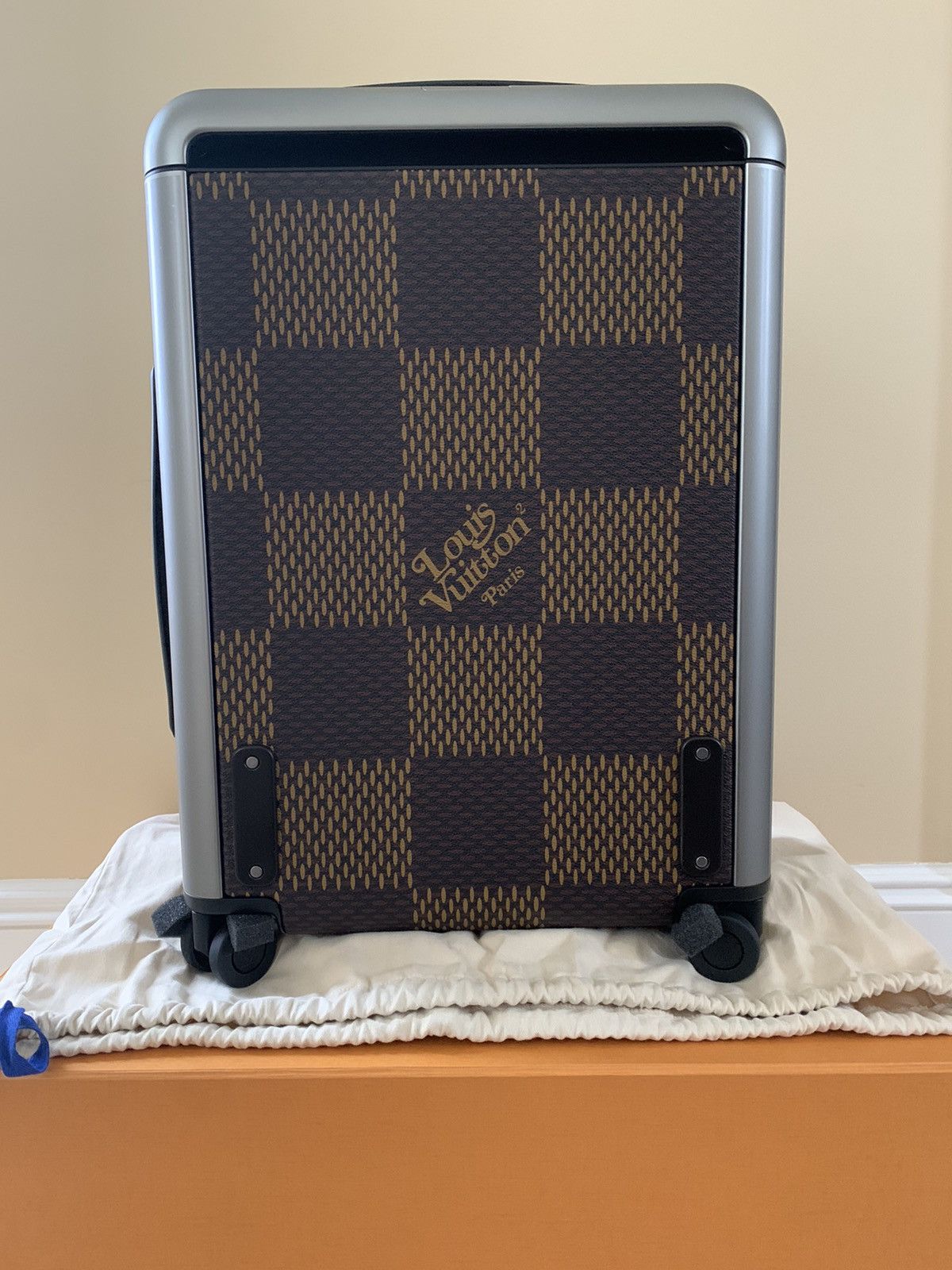 Louis Vuitton × Nigo Louis Vuitton Nigo Horizon Roller Suitcase Size ONE SIZE - 5 Thumbnail