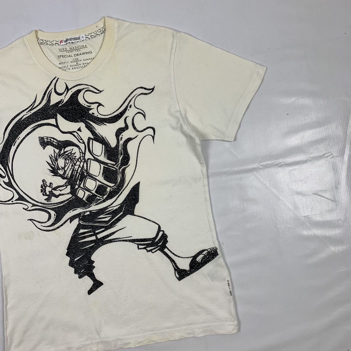 Anime × One Piece × Uniqlo Uniqlo X One Piece Anime Shirt Size US S / EU 44-46 / 1 - 3 Thumbnail