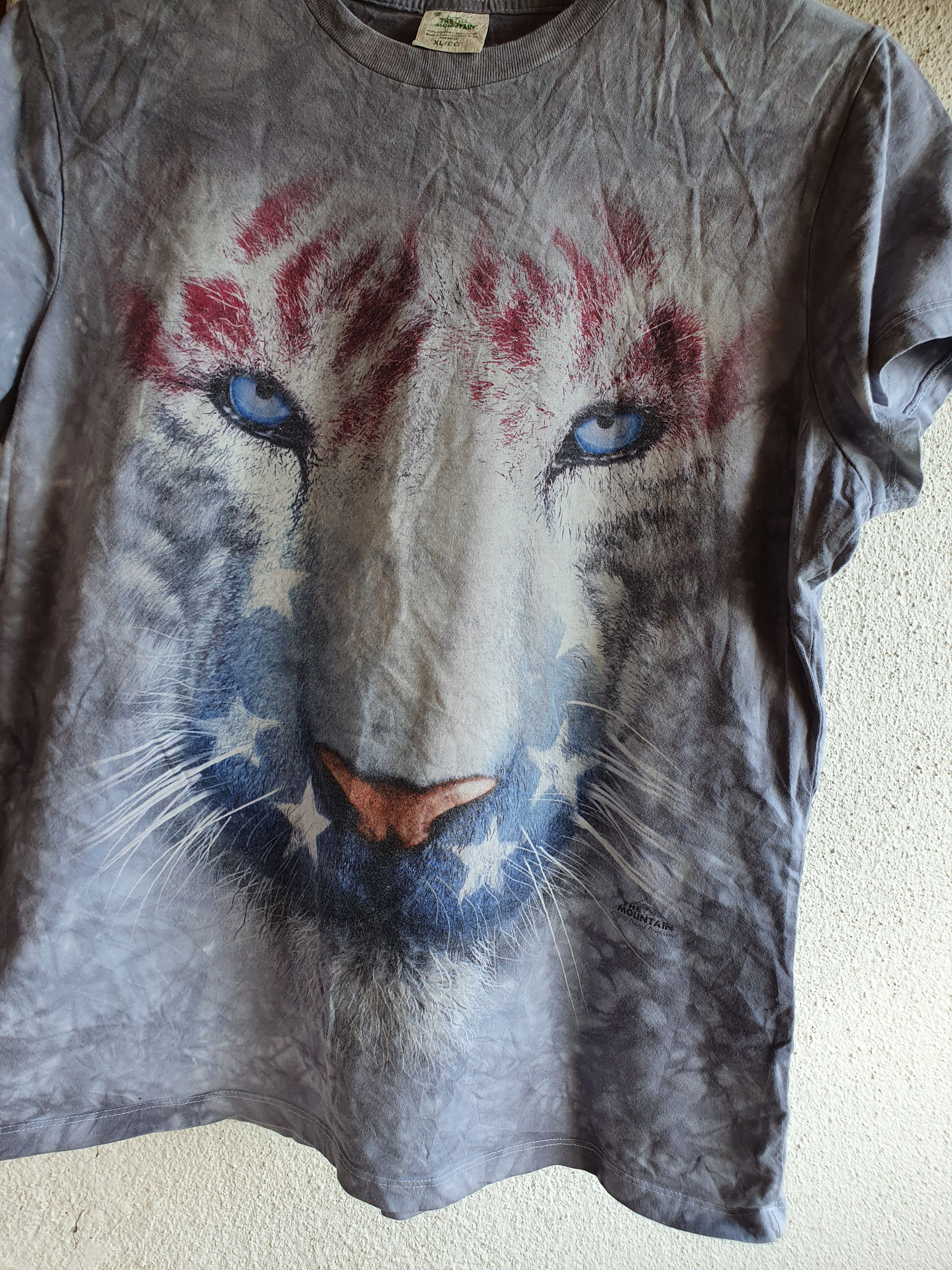 The Mountain The Mountain 2012 David Penfound white tiger tee,sz L? Size US L / EU 52-54 / 3 - 5 Thumbnail