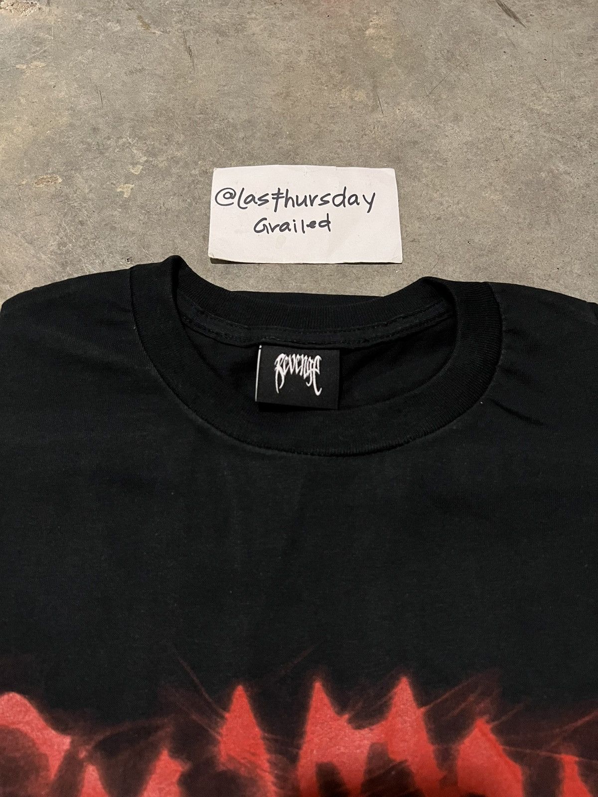 Revenge Revenge Smoke Tee Black/Red XL *EMAIL EXCLUSIVE* Size US XL / EU 56 / 4 - 8 Thumbnail