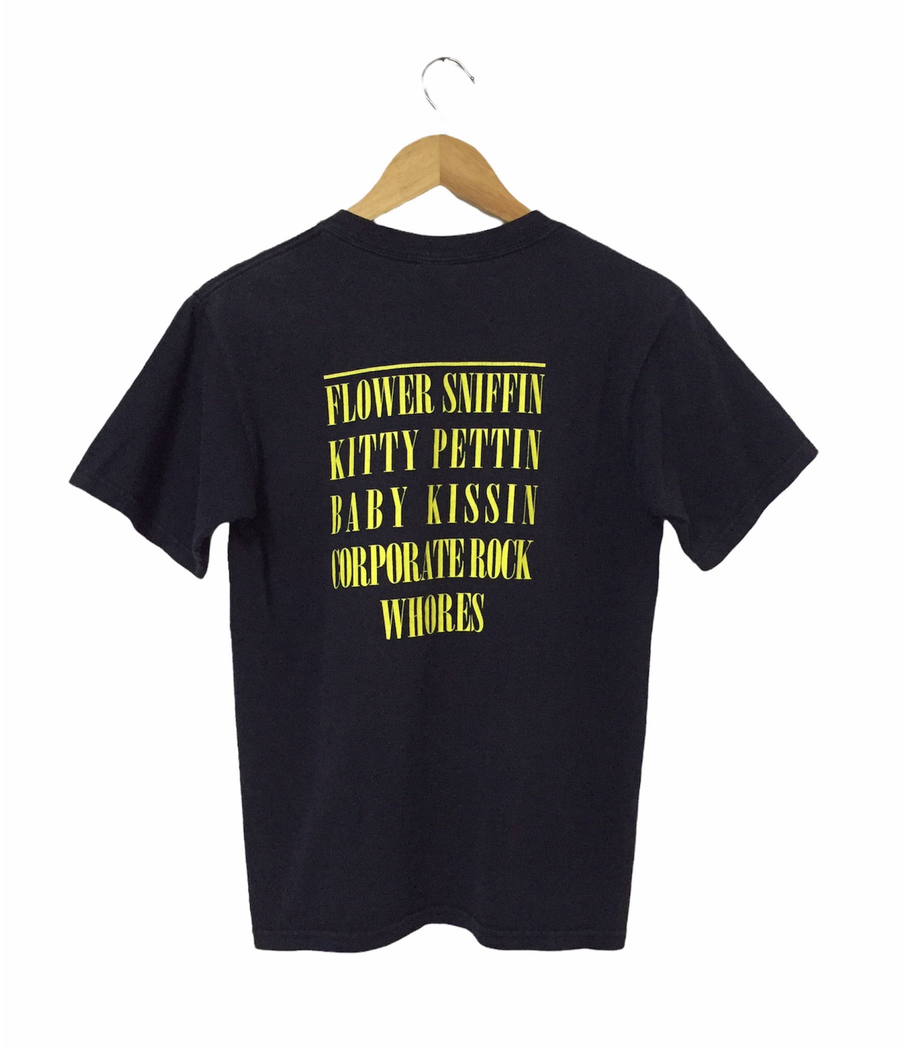 Band Tees × Vintage VINTAGE Y2K NIRVANA SMILEY KURT KOBAIN GRUNGE BAND TSHIRT Size US S / EU 44-46 / 1 - 6 Thumbnail