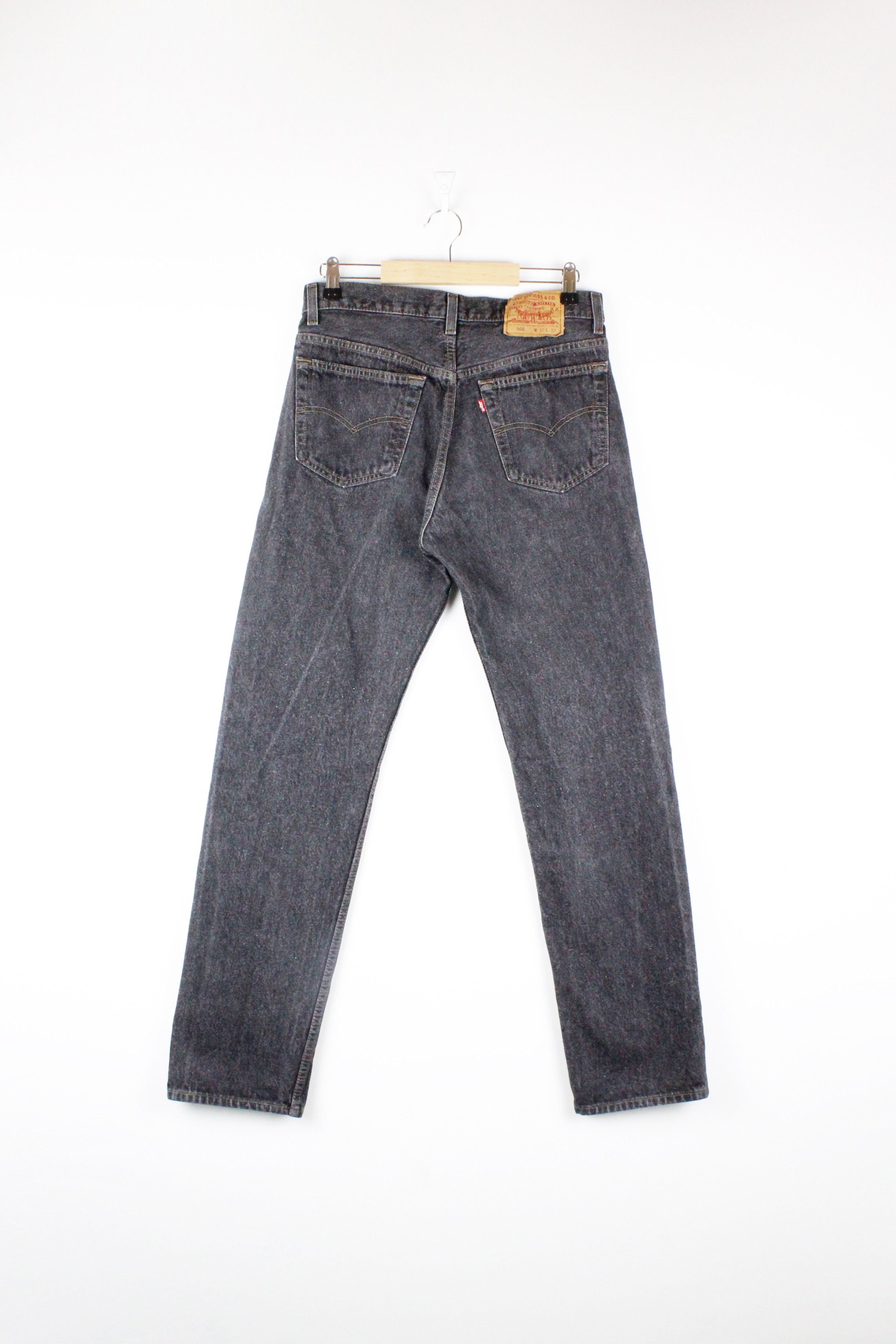 Levi's × Levi's Vintage Clothing × Vintage Vintage Levis 501 Red Tab Logo Jeans Washed Denim Pants Size US 32 / EU 48 - 1 Thumbnail