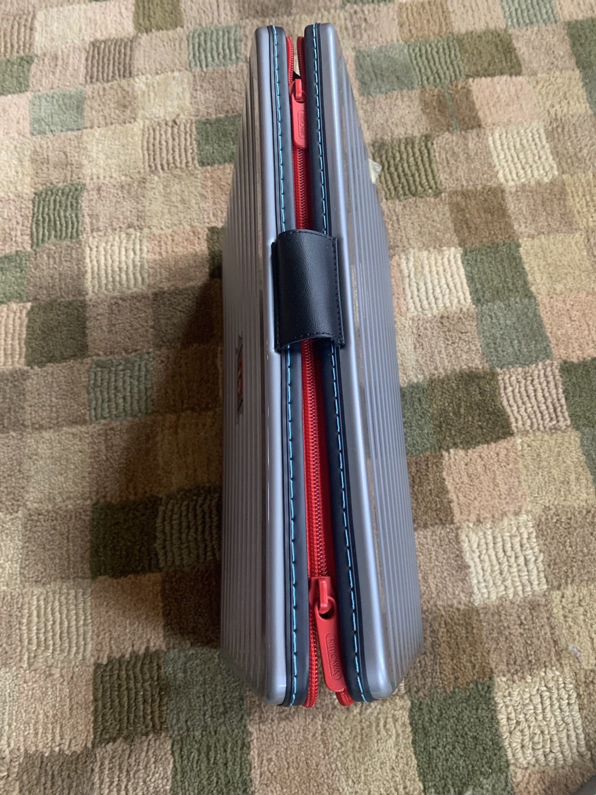Porsche Design × Rimowa Rimowa x Porsche Martini Racing Hardshell Folder Case Size ONE SIZE - 3 Thumbnail