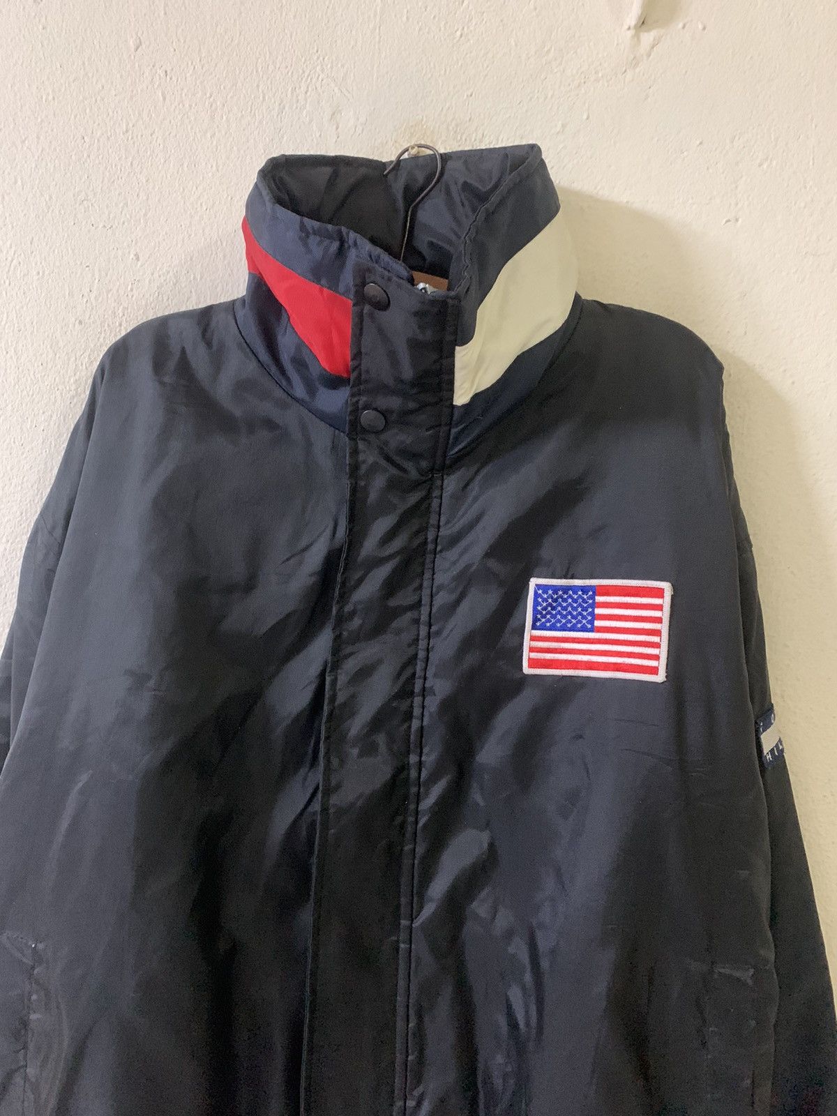 Tommy Hilfiger Tommy Hilfiger Big Logo Jacket Size US XL / EU 56 / 4 - 4 Thumbnail