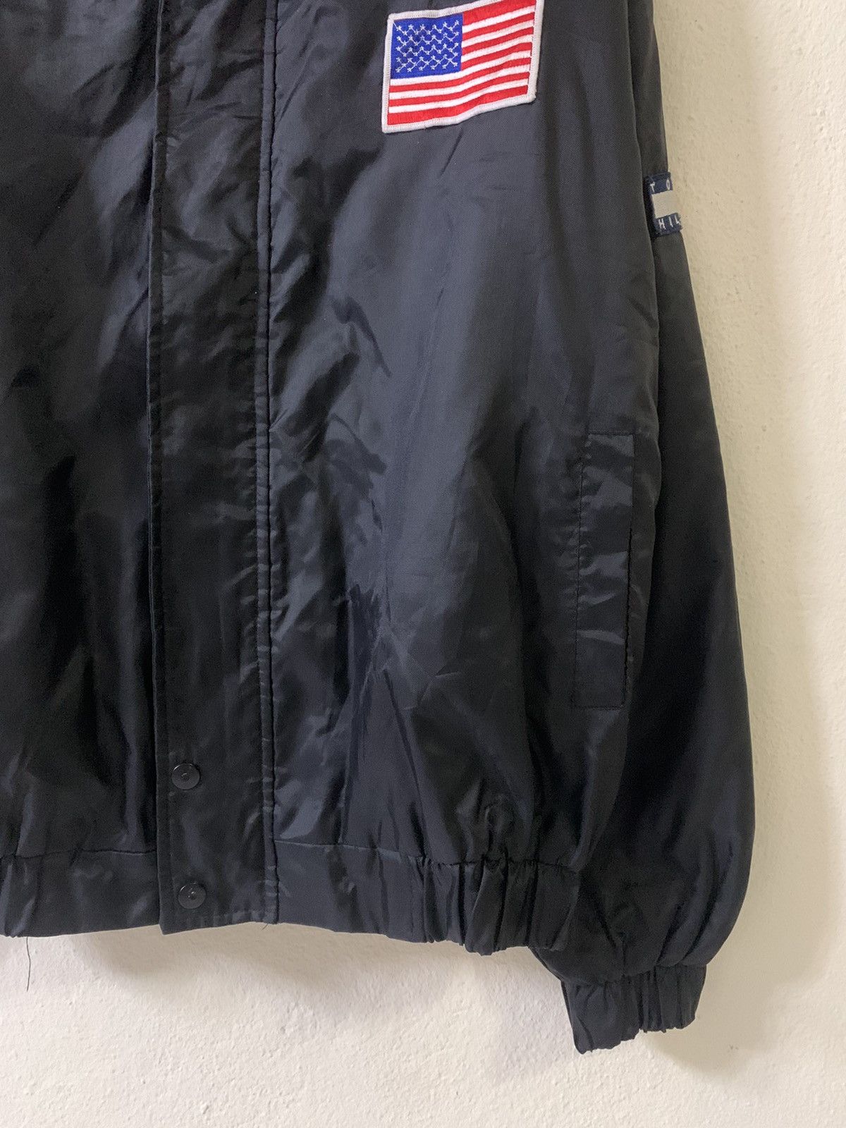 Tommy Hilfiger Tommy Hilfiger Big Logo Jacket Size US XL / EU 56 / 4 - 2 Thumbnail