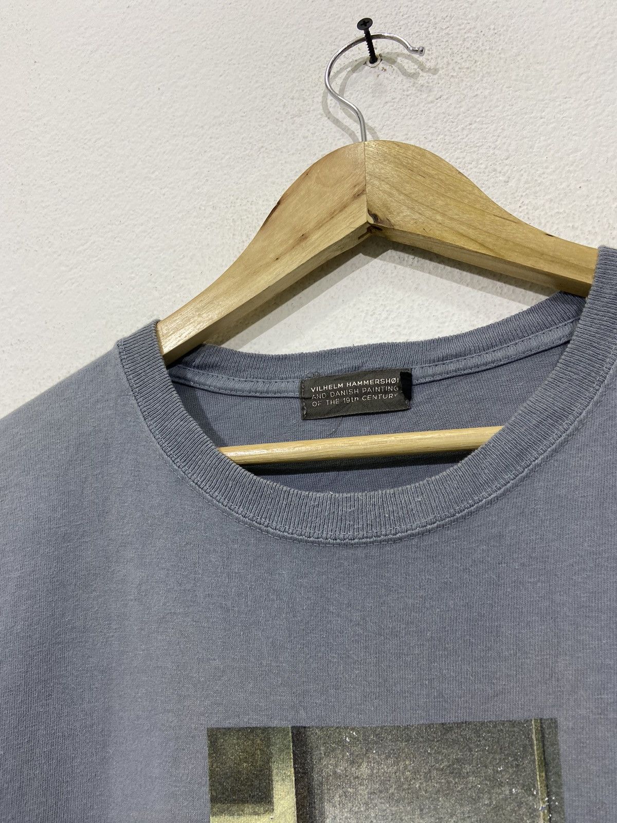 Vintage Vintage Vilhelm Hammershøi Danish Painter Tshirt Size US L / EU 52-54 / 3 - 4 Thumbnail