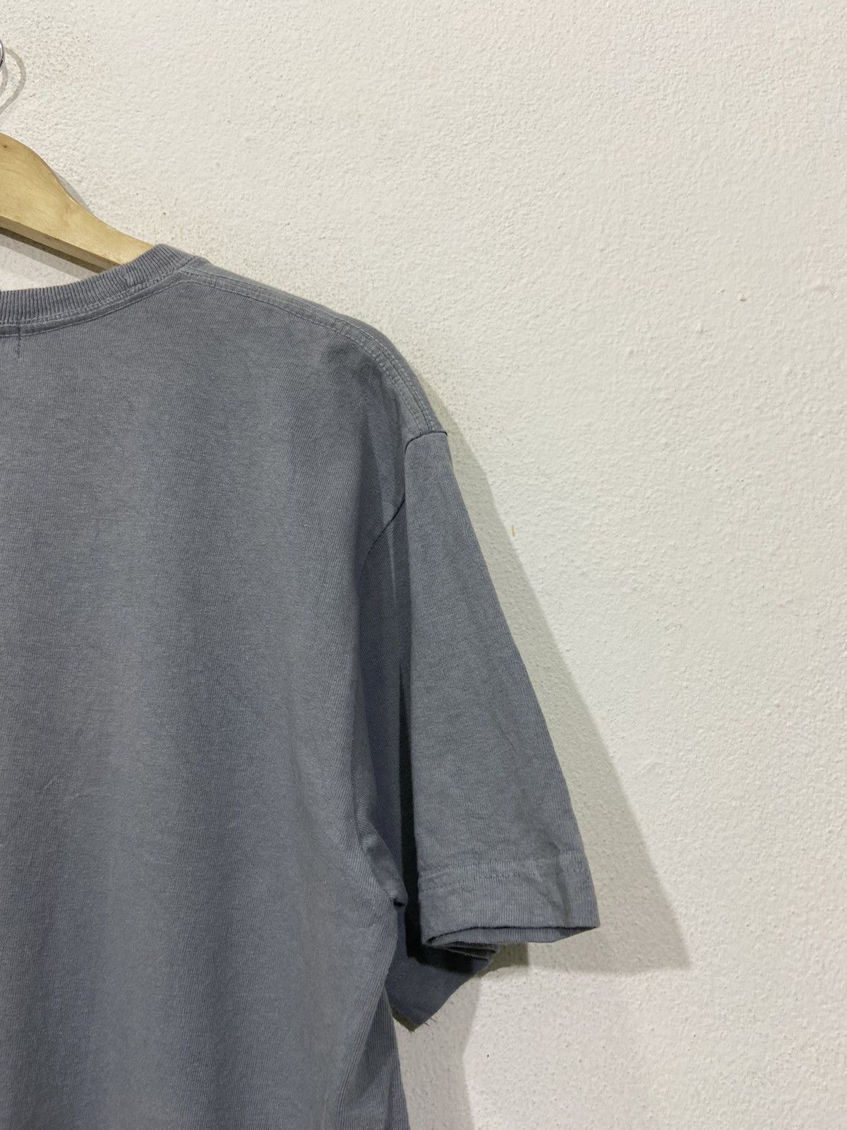 Vintage Vintage Vilhelm Hammershøi Danish Painter Tshirt Size US L / EU 52-54 / 3 - 7 Thumbnail
