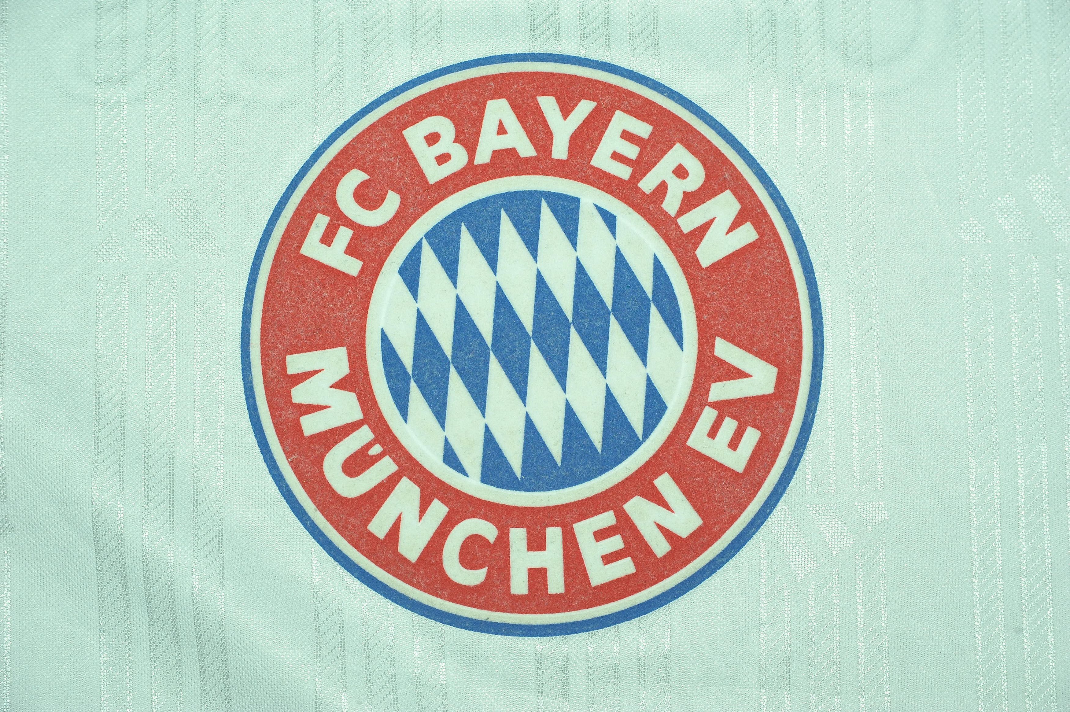 Adidas Vintage 90s Bayern Munchen Adidas Jersey Size US M / EU 48-50 / 2 - 3 Thumbnail