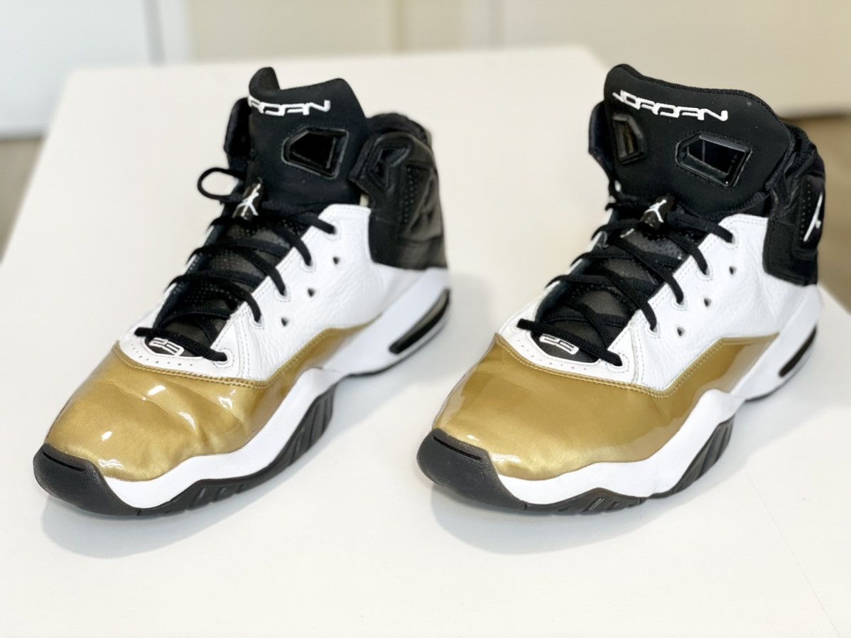 Jordan Brand Nike Jordan B'Loyal Men's Basketball Shoe Black Gold Size