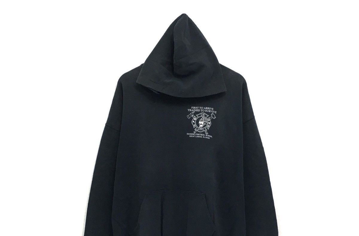 Vintage US Navy Hoodie Sweatshirt Big Logo SpellOut Pullover