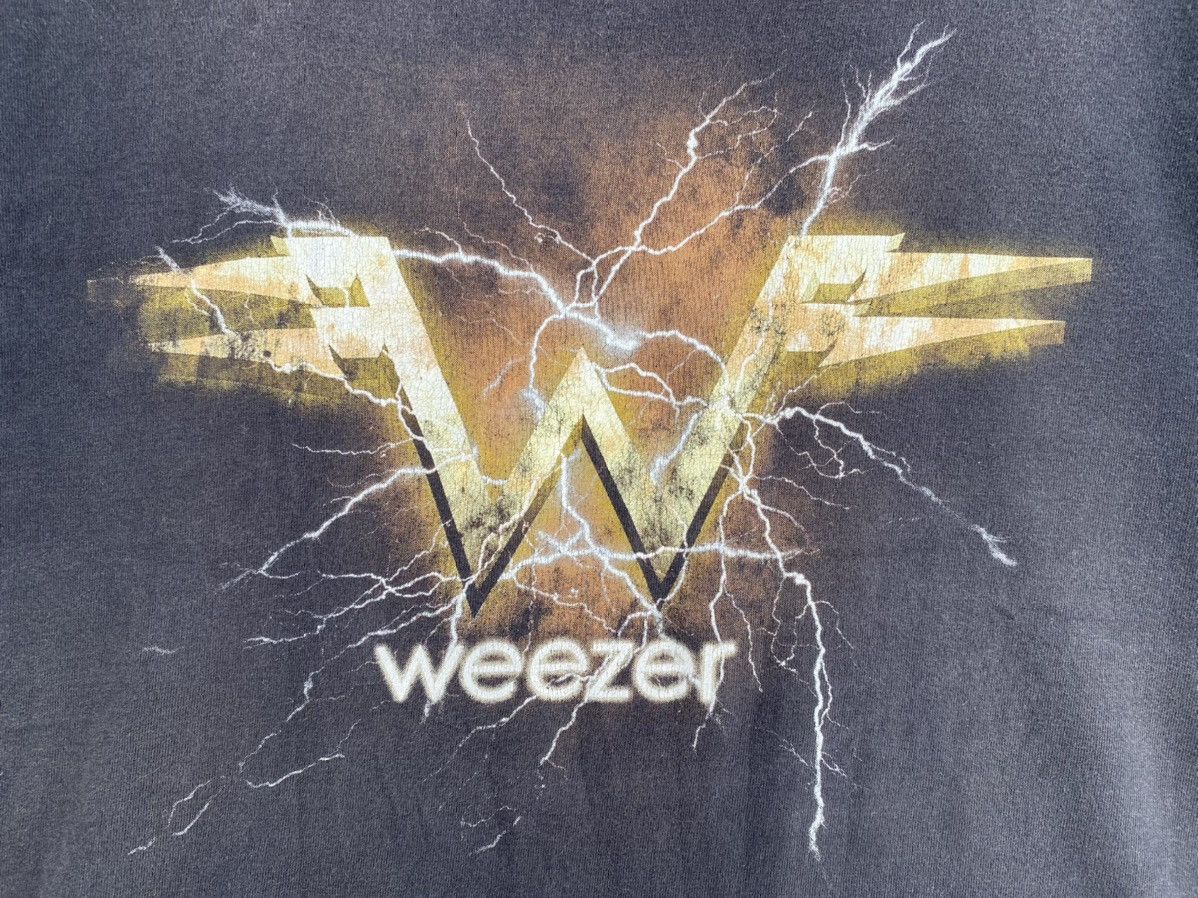 Band Tees × Vintage Y2K WEEZER rock band lightning logo shirt Size US M / EU 48-50 / 2 - 2 Thumbnail