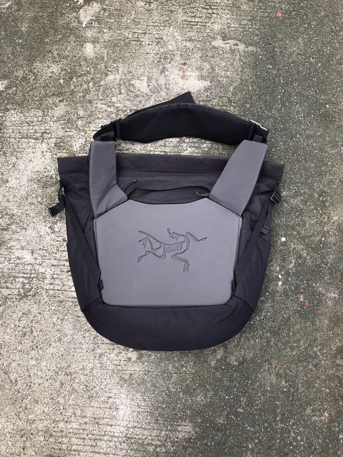 Arc'Teryx Arcteryx Mistral 16L Side Messenger Bag | Grailed