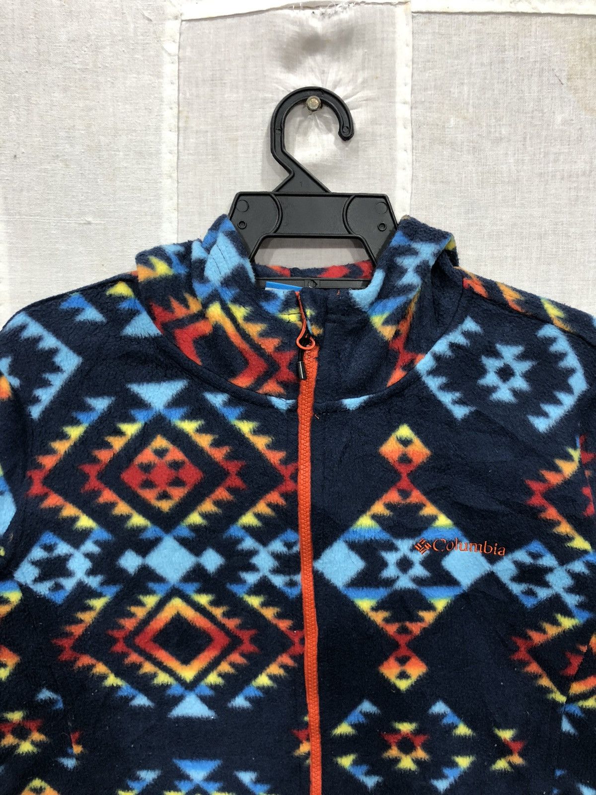 Columbia × Vintage COLUMBIA HOODIE !! NATIVE DESIGN 🔥 Size US L / EU 52-54 / 3 - 2 Thumbnail