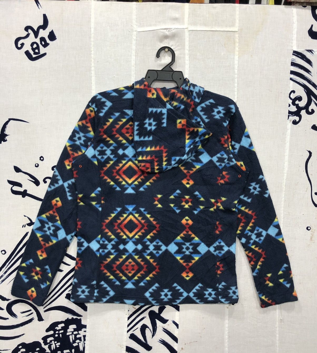 Columbia × Vintage COLUMBIA HOODIE !! NATIVE DESIGN 🔥 Size US L / EU 52-54 / 3 - 6 Thumbnail