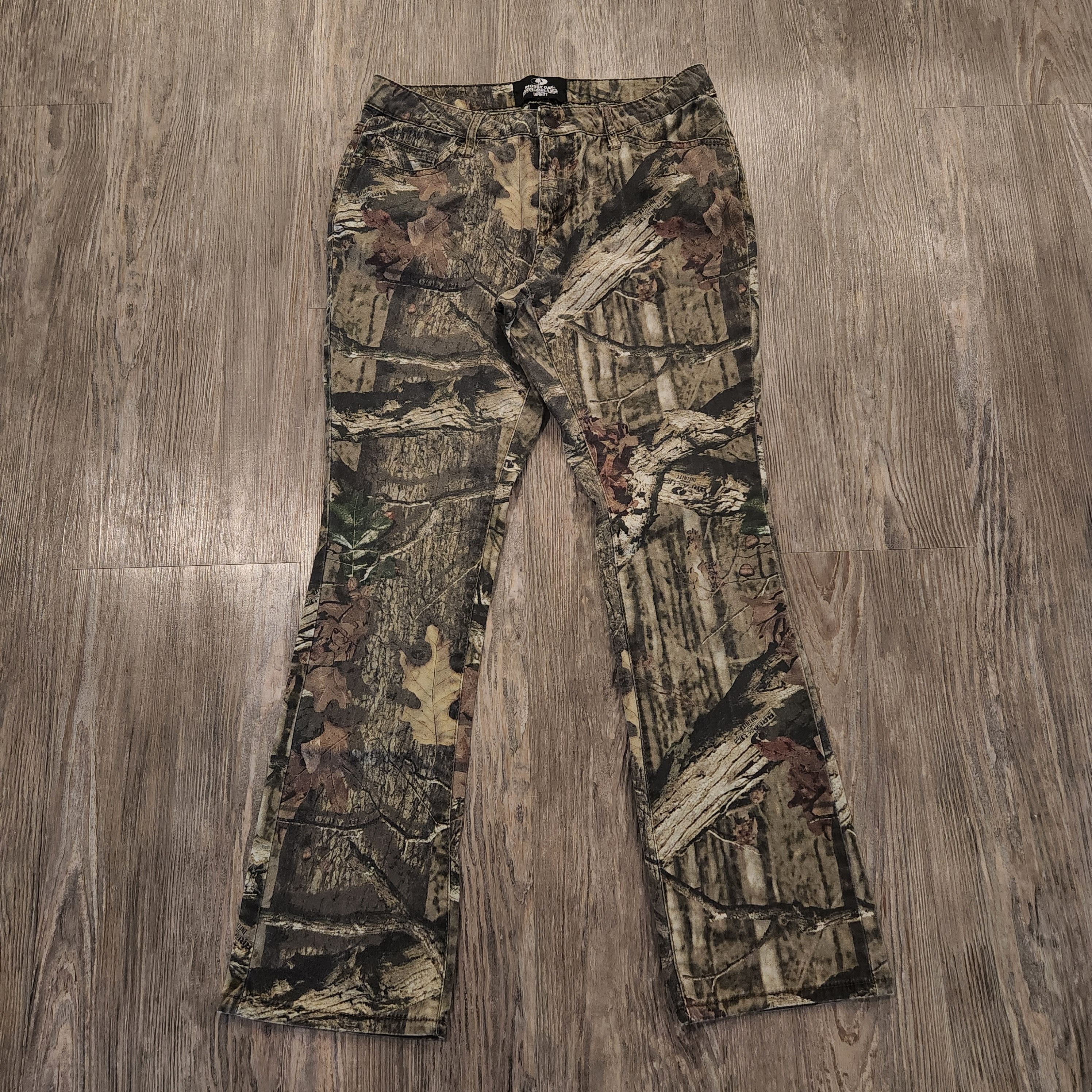 Mossy Oaks Vintage Y2k Real Tree Camo Flared Camo Pants 2000s Size US 30 / EU 46 - 1 Thumbnail