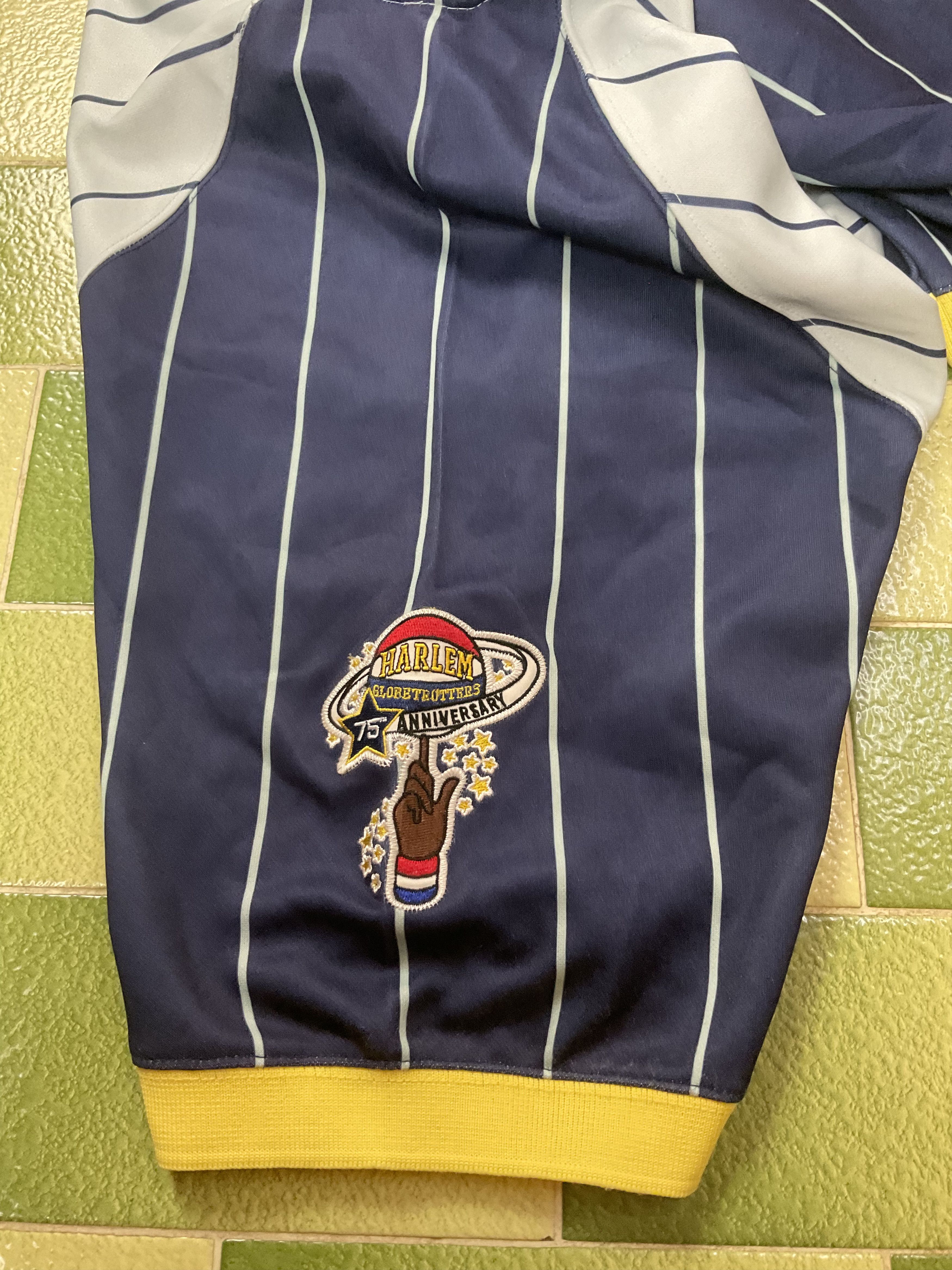 Fubu Harlem Globetrotters Fubu Pullover Sweatshirt Jersey Style Size US XL / EU 56 / 4 - 10 Thumbnail
