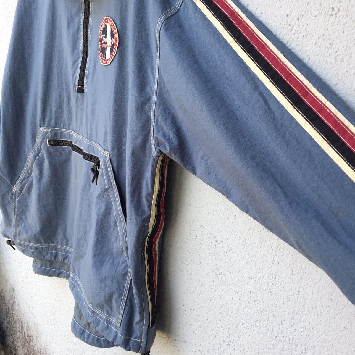 Tommy Hilfiger Vintage Tommy Hilfiger Surfwear Hoodie Jacket Size US XL / EU 56 / 4 - 6 Thumbnail