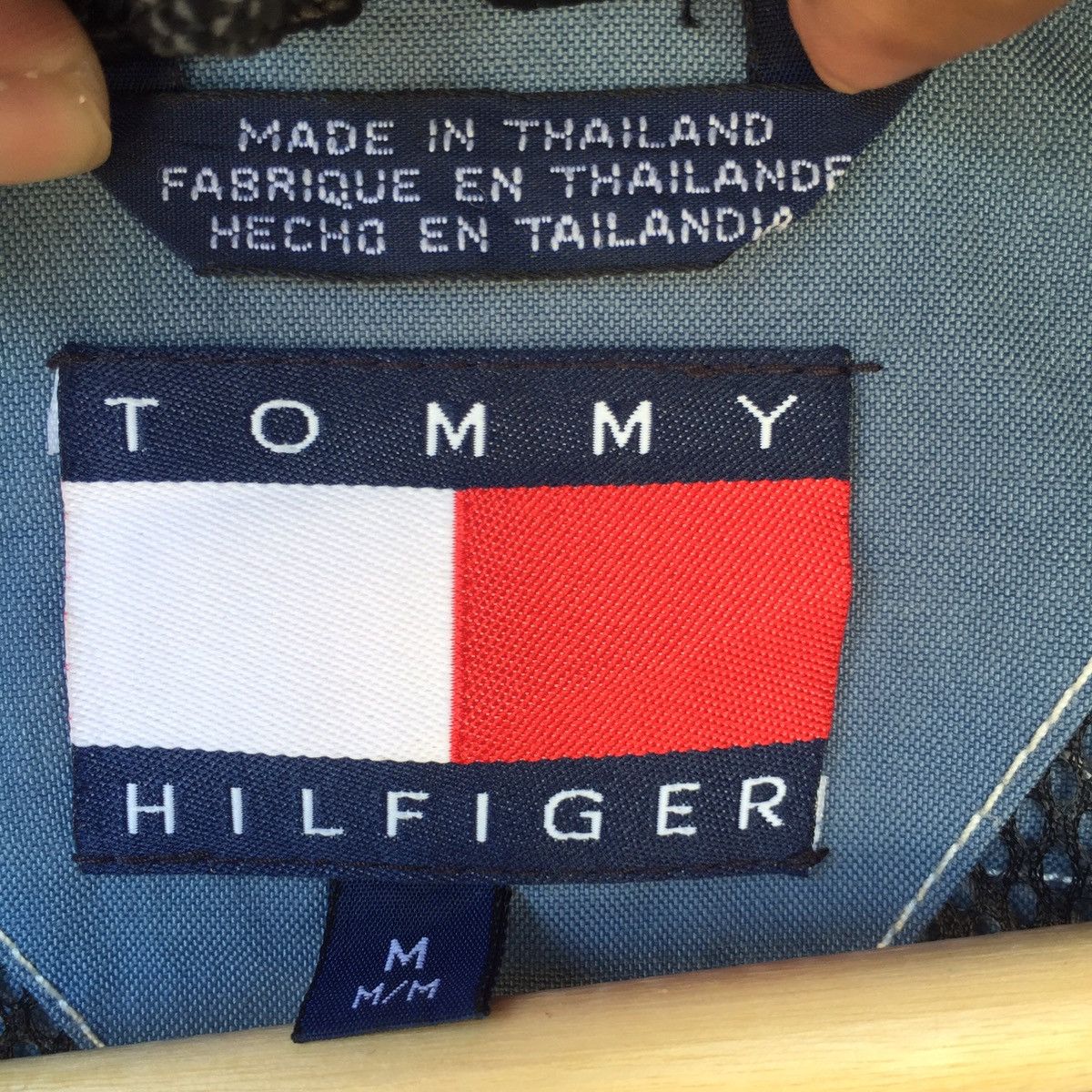 Tommy Hilfiger Vintage Tommy Hilfiger Surfwear Hoodie Jacket Size US XL / EU 56 / 4 - 8 Thumbnail