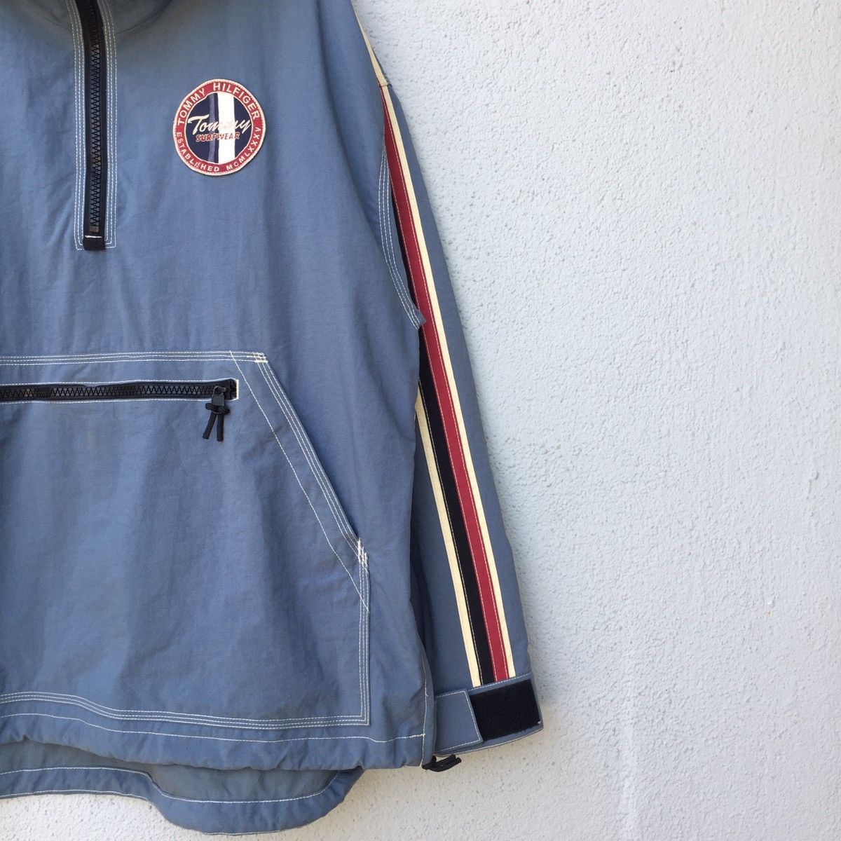 Tommy Hilfiger Vintage Tommy Hilfiger Surfwear Hoodie Jacket Size US XL / EU 56 / 4 - 5 Thumbnail