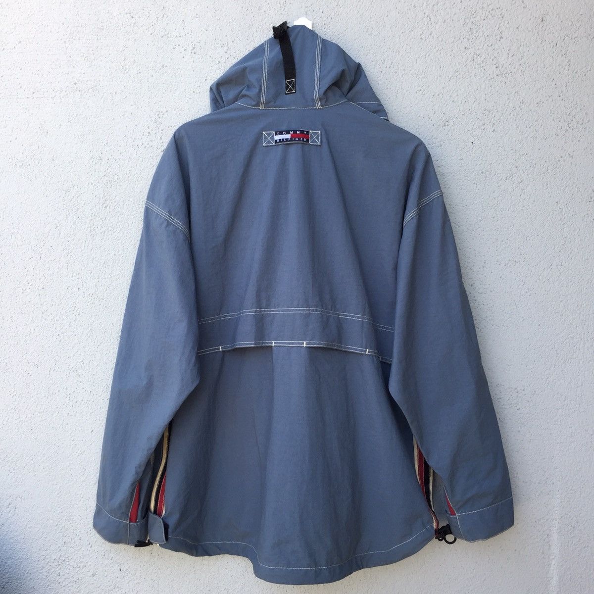 Tommy Hilfiger Vintage Tommy Hilfiger Surfwear Hoodie Jacket Size US XL / EU 56 / 4 - 16 Thumbnail