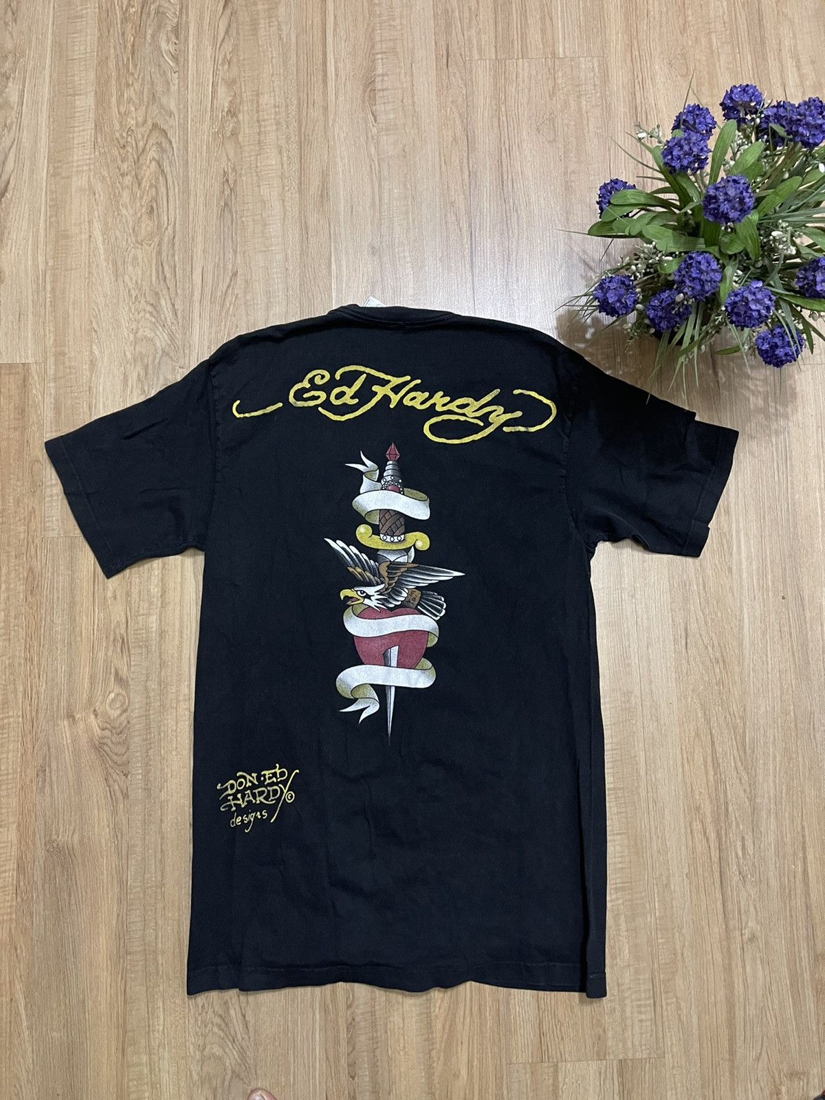 Ed Hardy T shirt