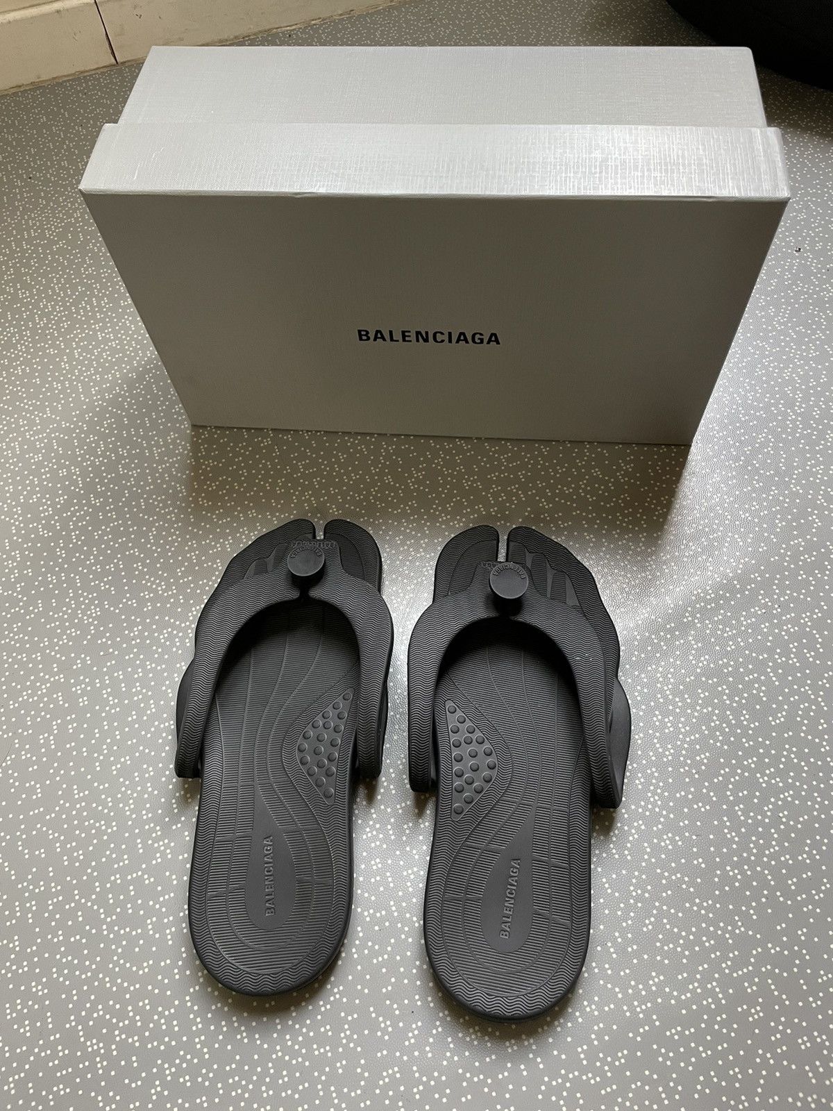 Balenciaga Balenciaga Flip Thong Flat | Grailed