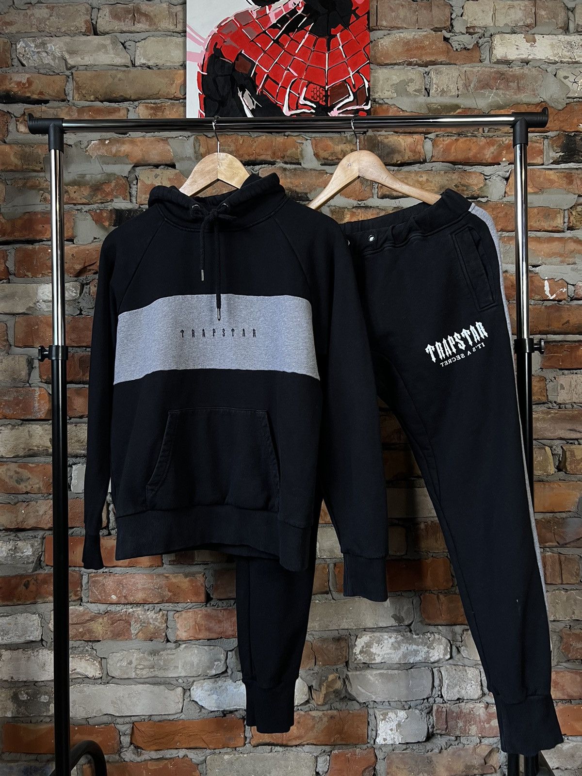 Trapstar tracksuit hoodie pants black/gray Size S