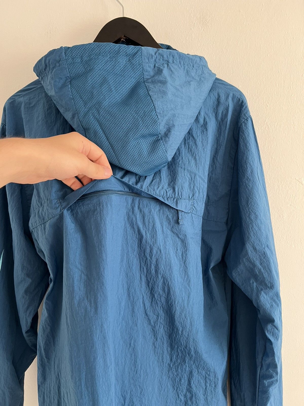 Nike 🔥🔥Nike Nylon Blue Light Jacket Size US M / EU 48-50 / 2 - 4 Thumbnail