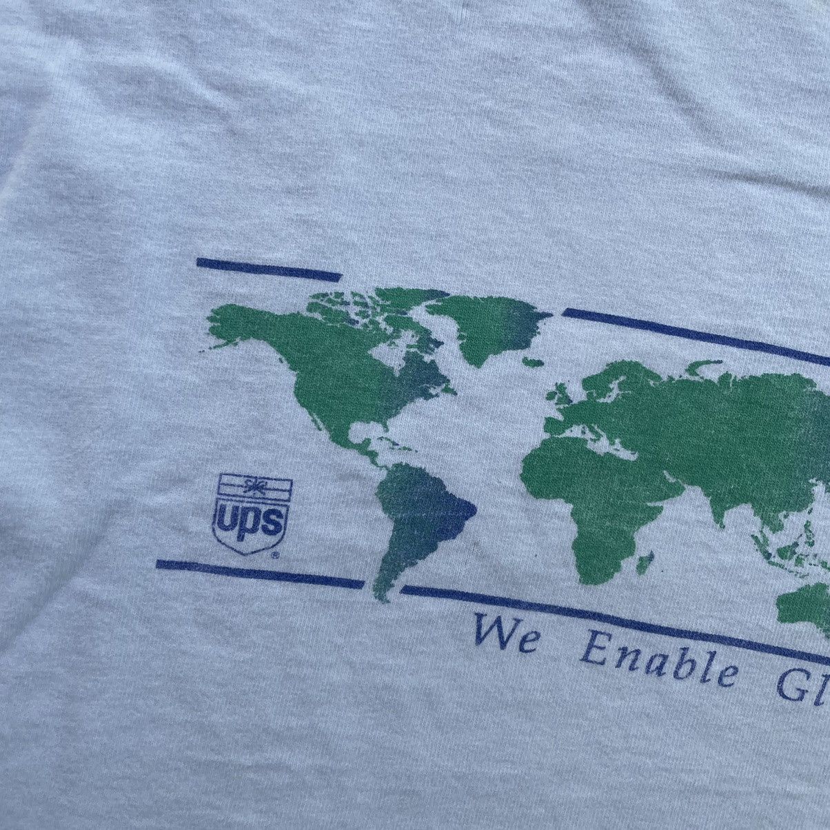 Fruit Of The Loom × Vintage Vintage 90s UPS Mail Global Commerce Promo T Shirt Size US XL / EU 56 / 4 - 6 Thumbnail