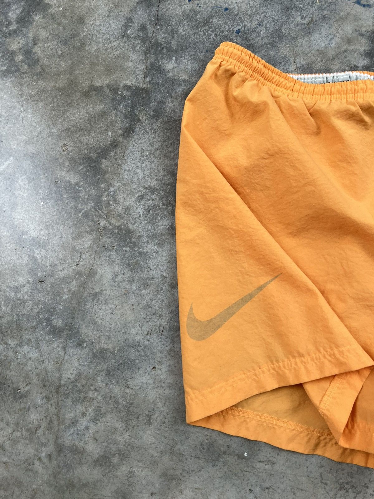 Nike Vintage Nike Silver Tag Orange + Grey Track Shorts Medium ❄️ Size US 32 / EU 48 - 3 Thumbnail